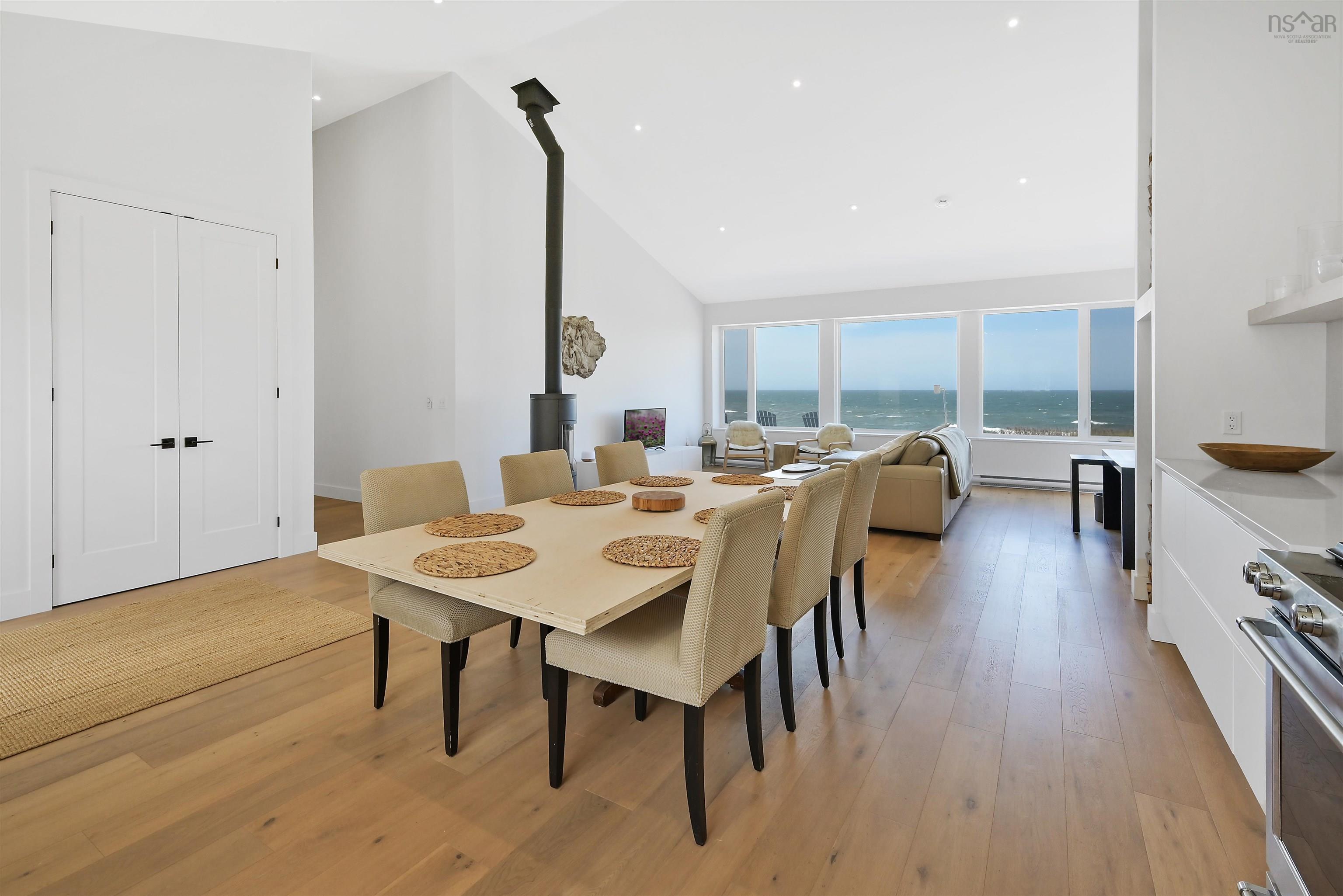 $1,475,000.00: 11201 & 11203 Cabot Trail, Terre Noire