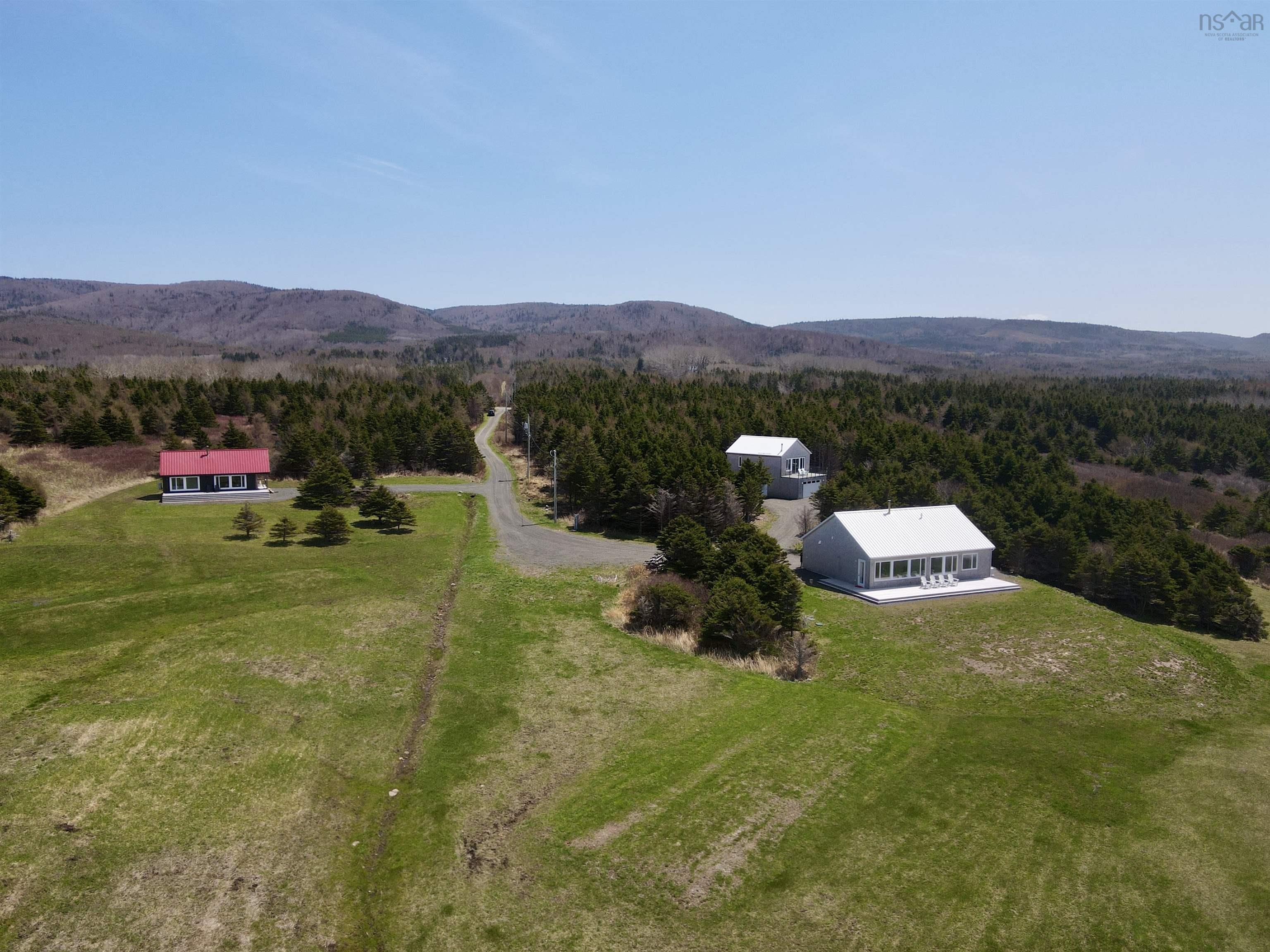 $1,475,000.00: 11201 & 11203 Cabot Trail, Terre Noire