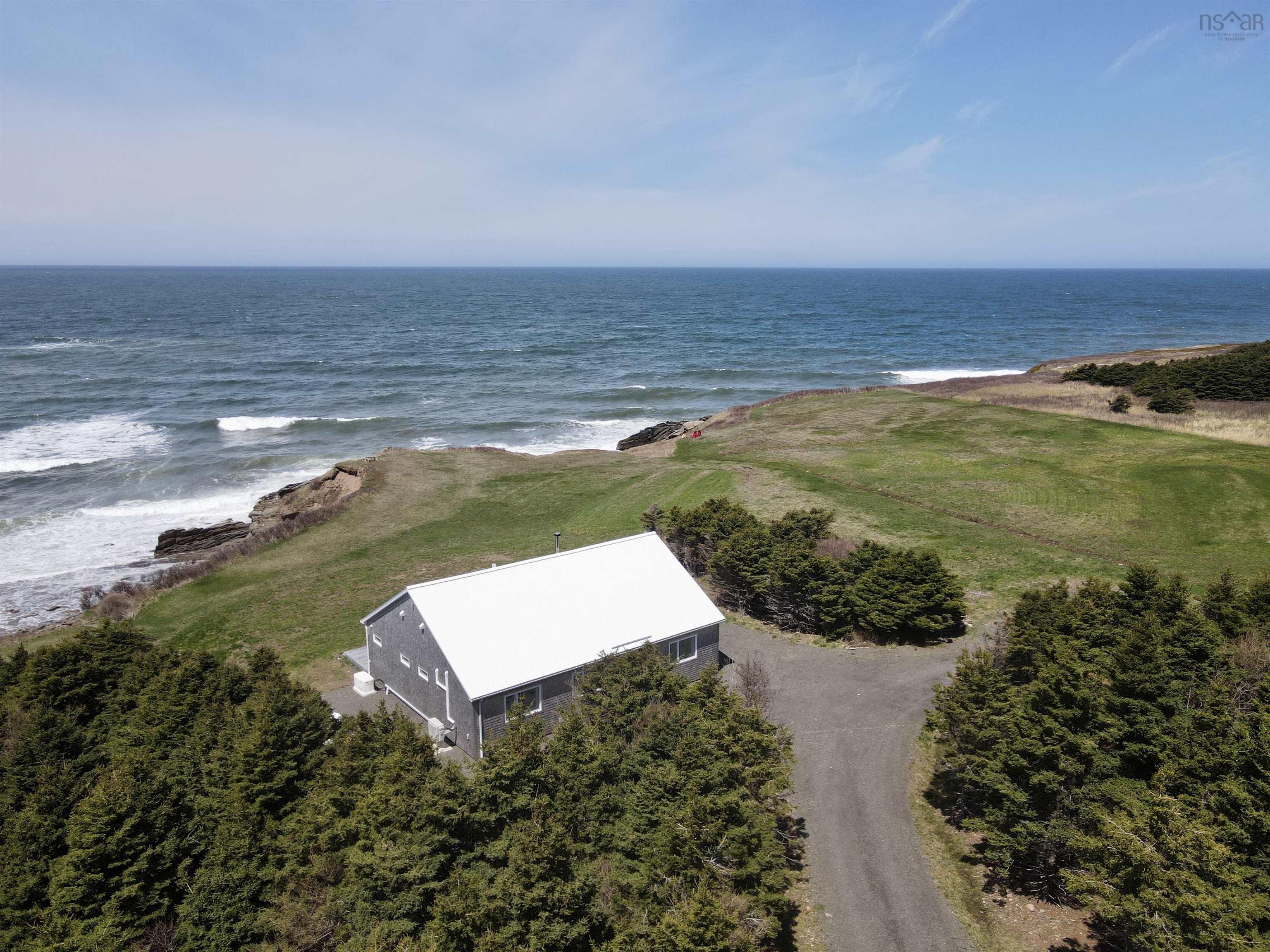 $1,475,000.00: 11201 & 11203 Cabot Trail, Terre Noire