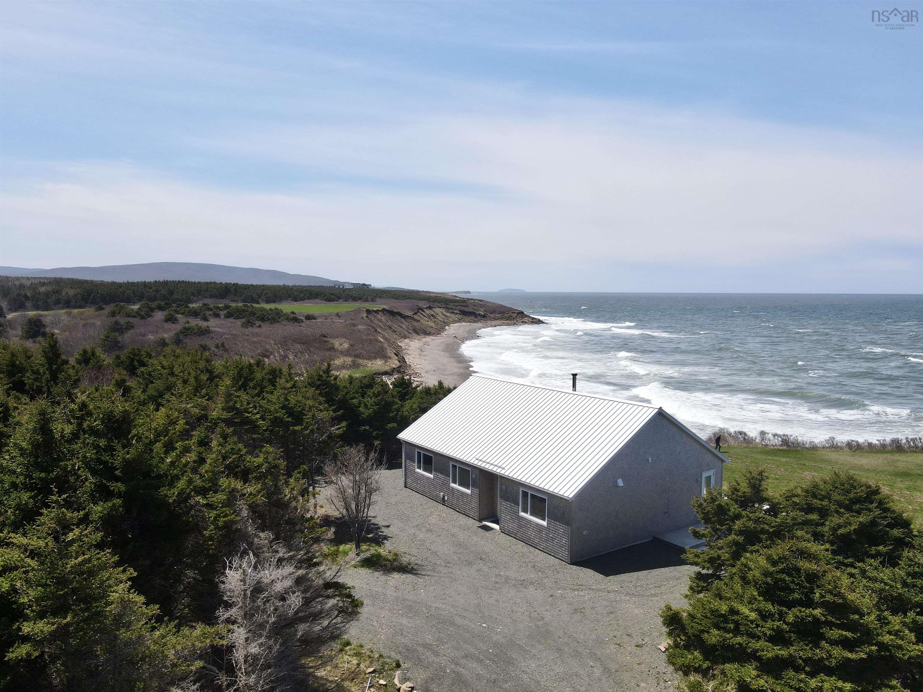 $1,475,000.00: 11201 & 11203 Cabot Trail, Terre Noire