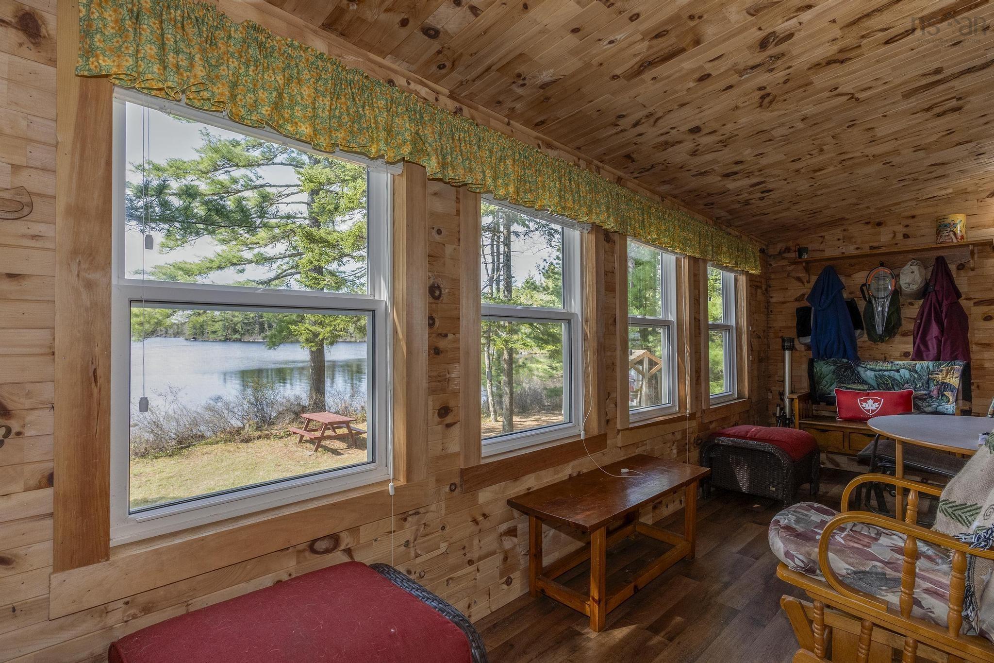 $150,000.00: 4898 Victory Road, Victory