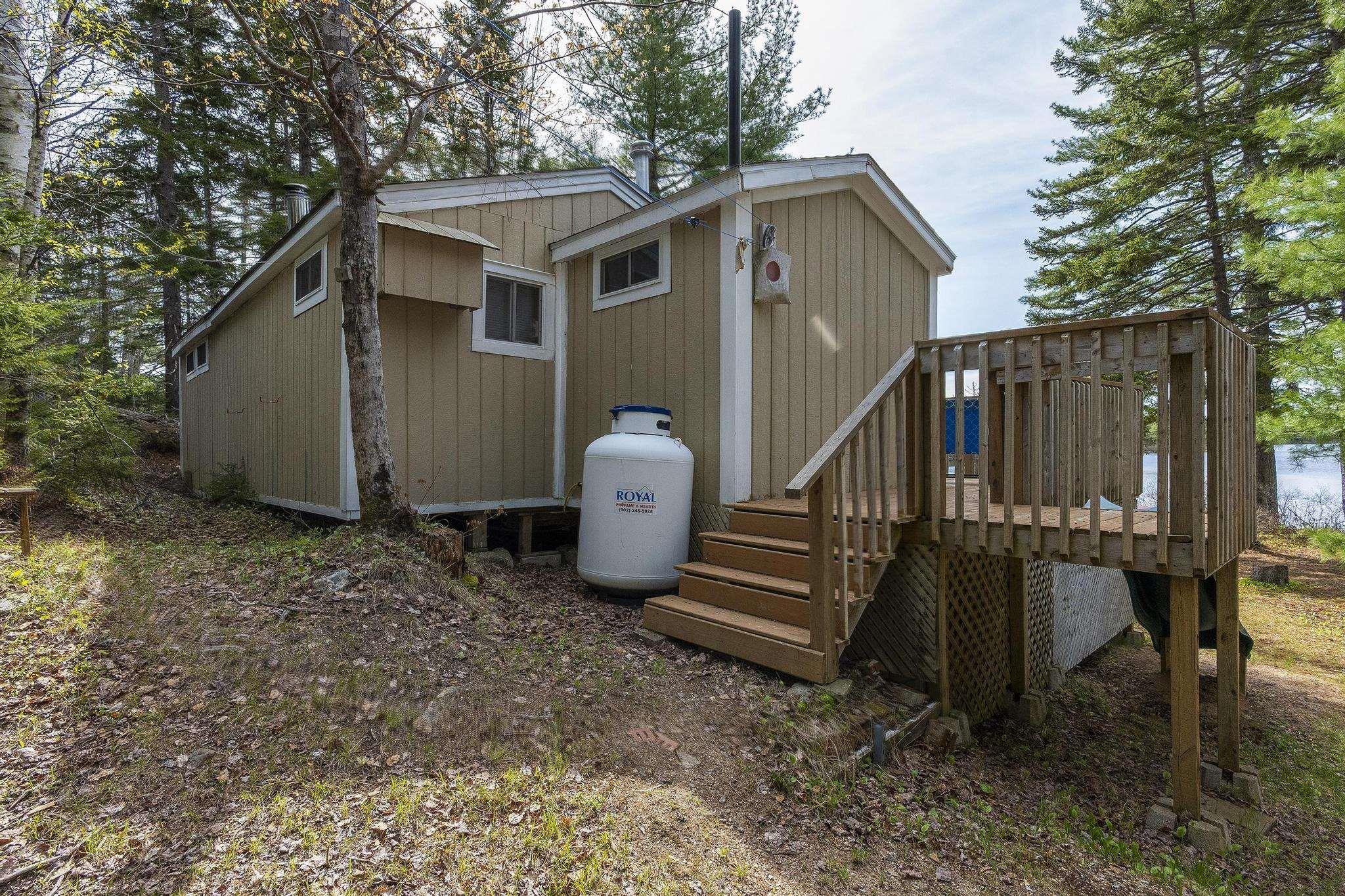 $150,000.00: 4898 Victory Road, Victory