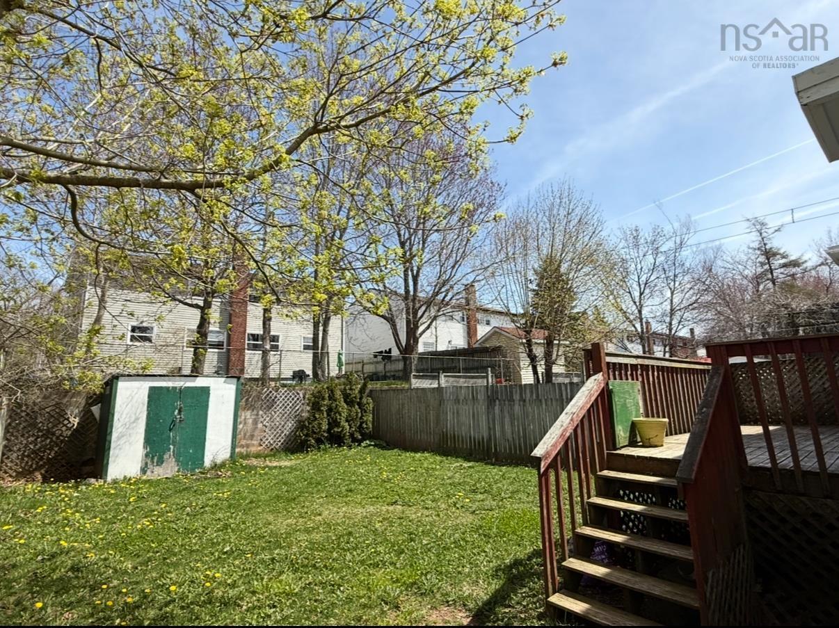 $425,000.00: 486 Spring Avenue, Dartmouth
