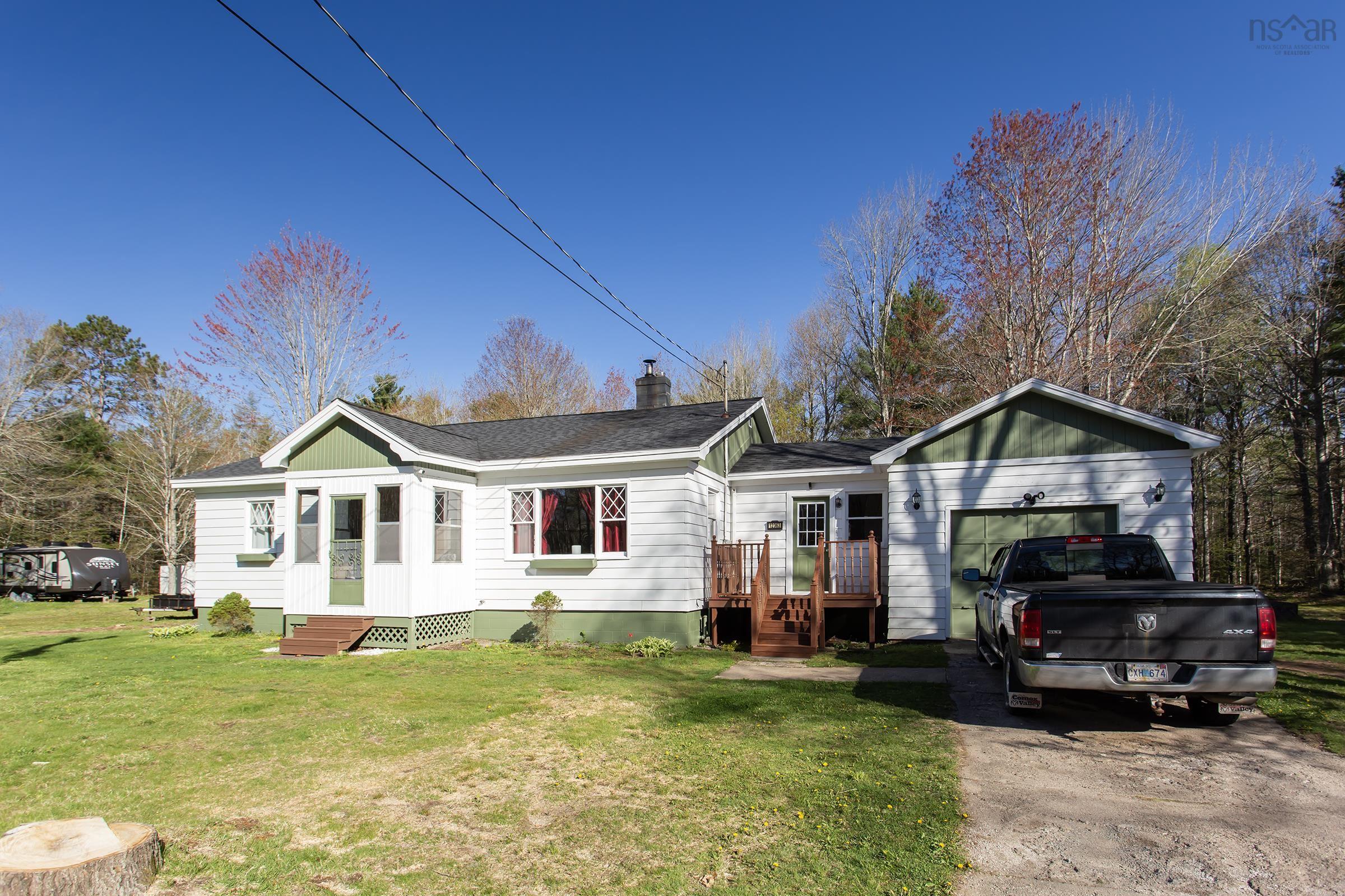 $299,000.00: 12363 Highway 1, Brickton