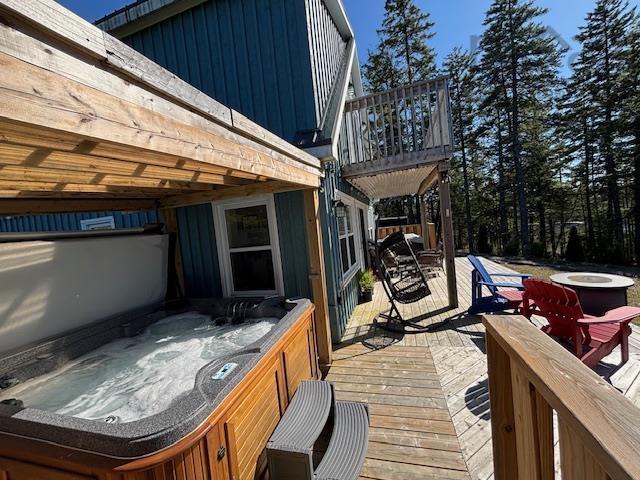 $724,900.00: 35 165 Meek Arm Trail, East Uniacke
