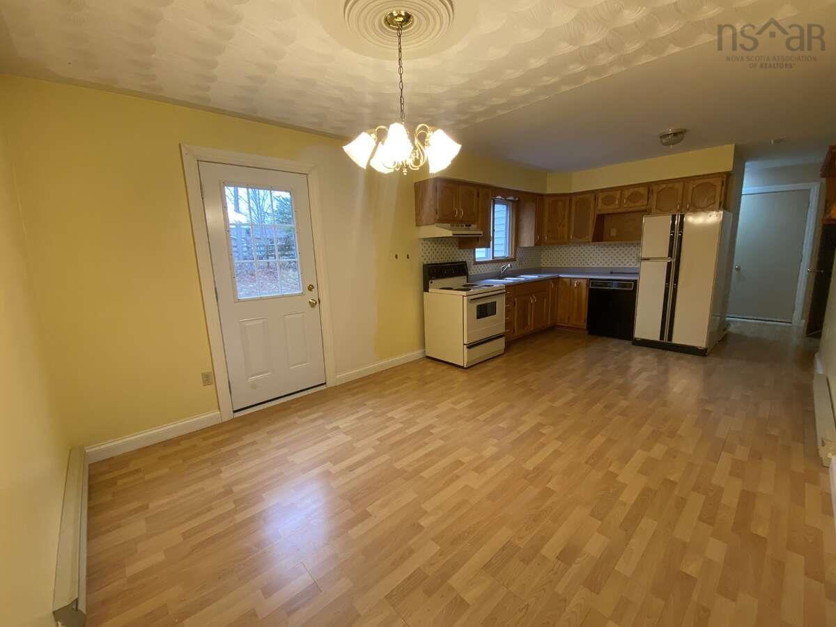 $499,900.00: 56 Carriage Lane, Enfield