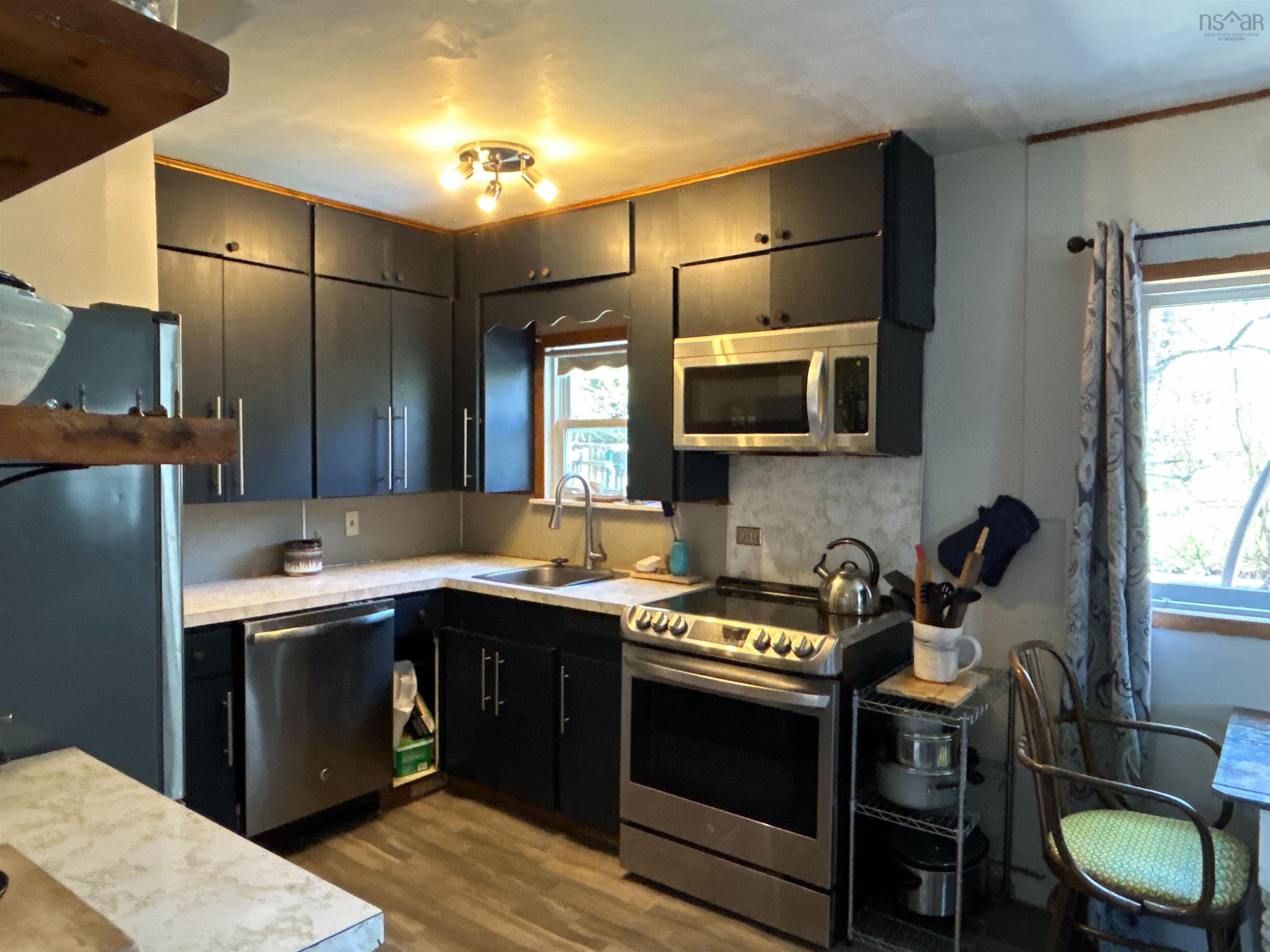 $249,900.00: 6 Dickey Street, Amherst