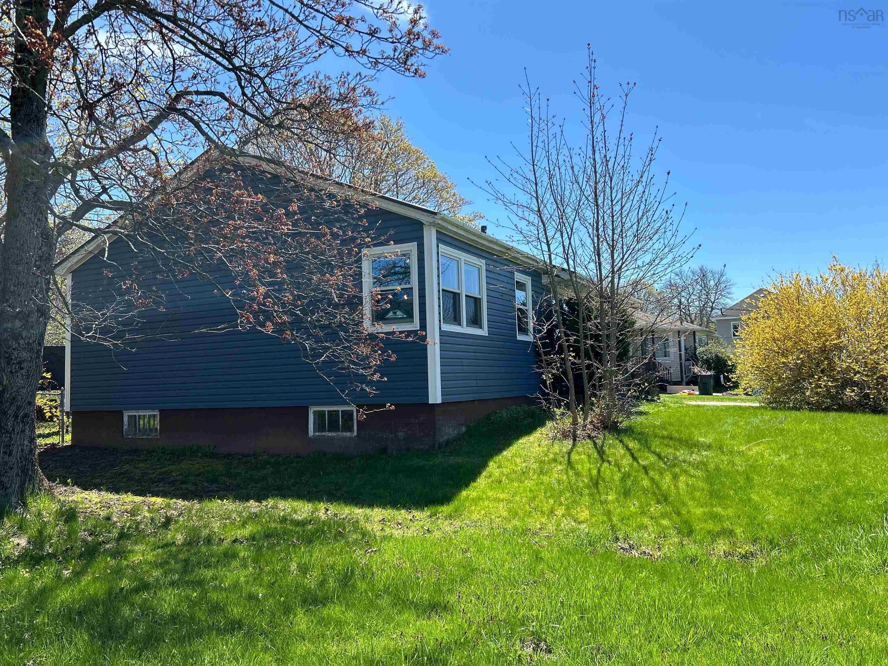 $249,900.00: 6 Dickey Street, Amherst