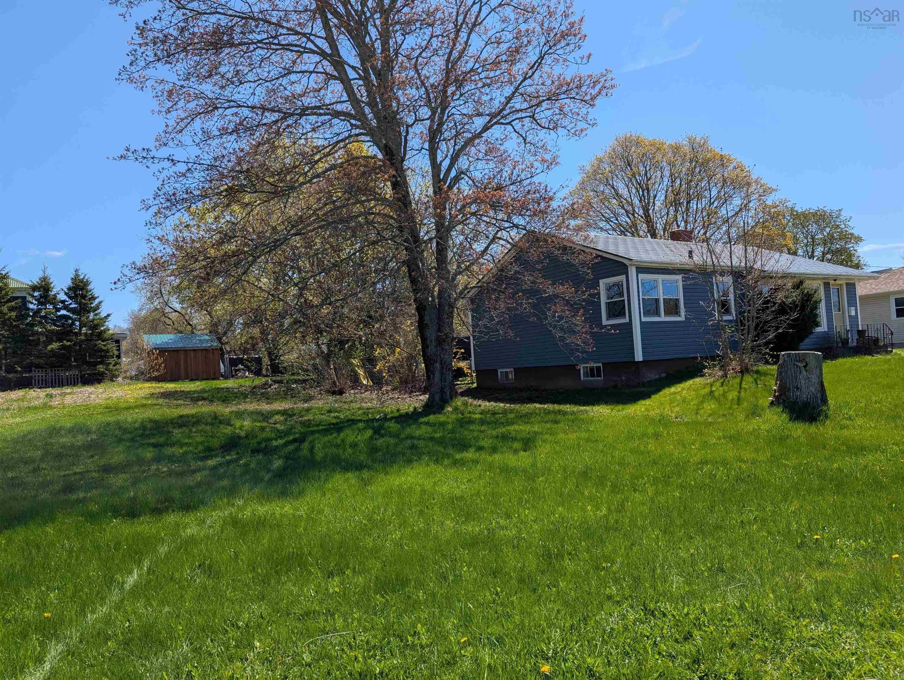$249,900.00: 6 Dickey Street, Amherst