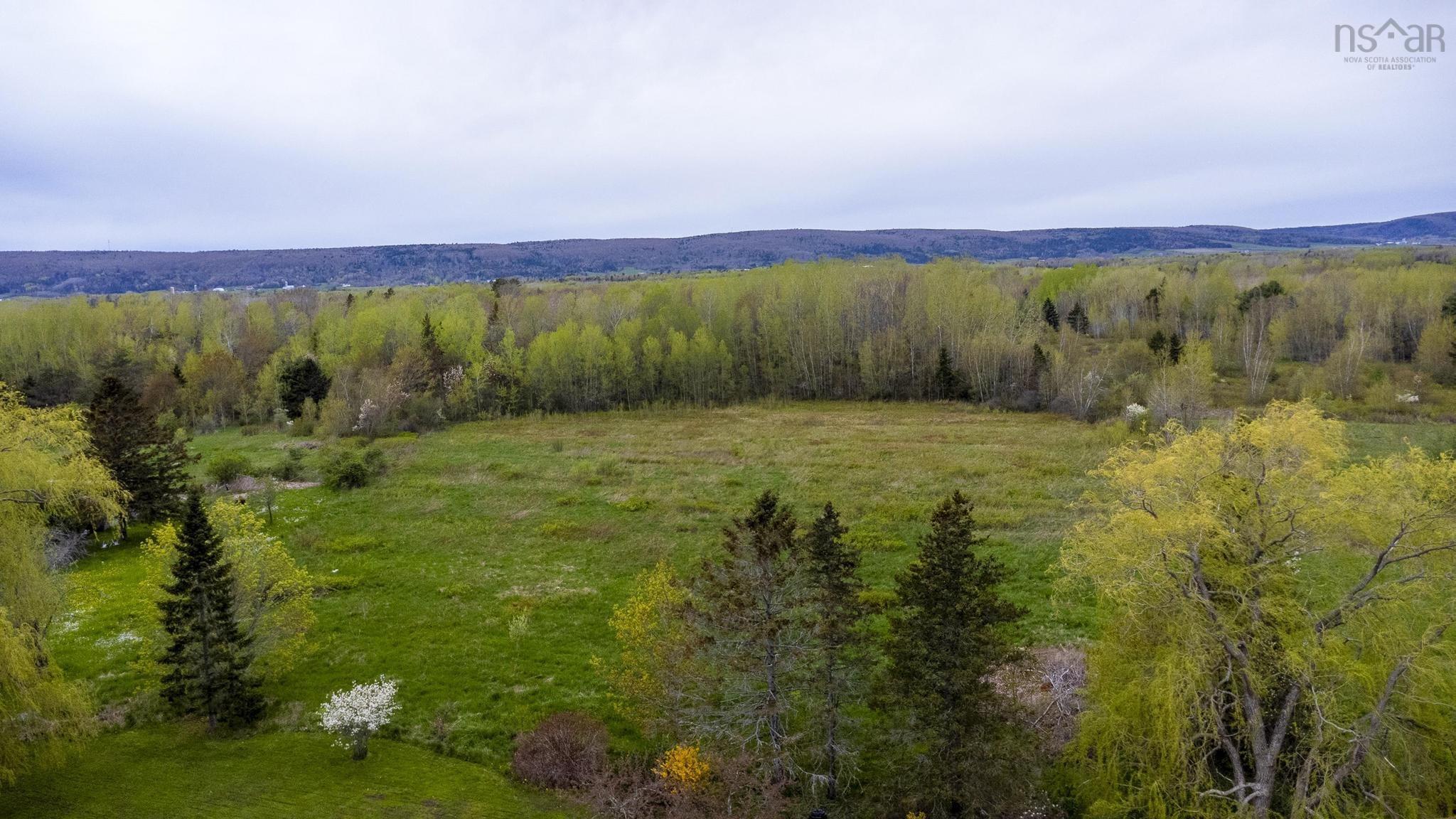 $379,000.00: 683 Main Street, Lawrencetown