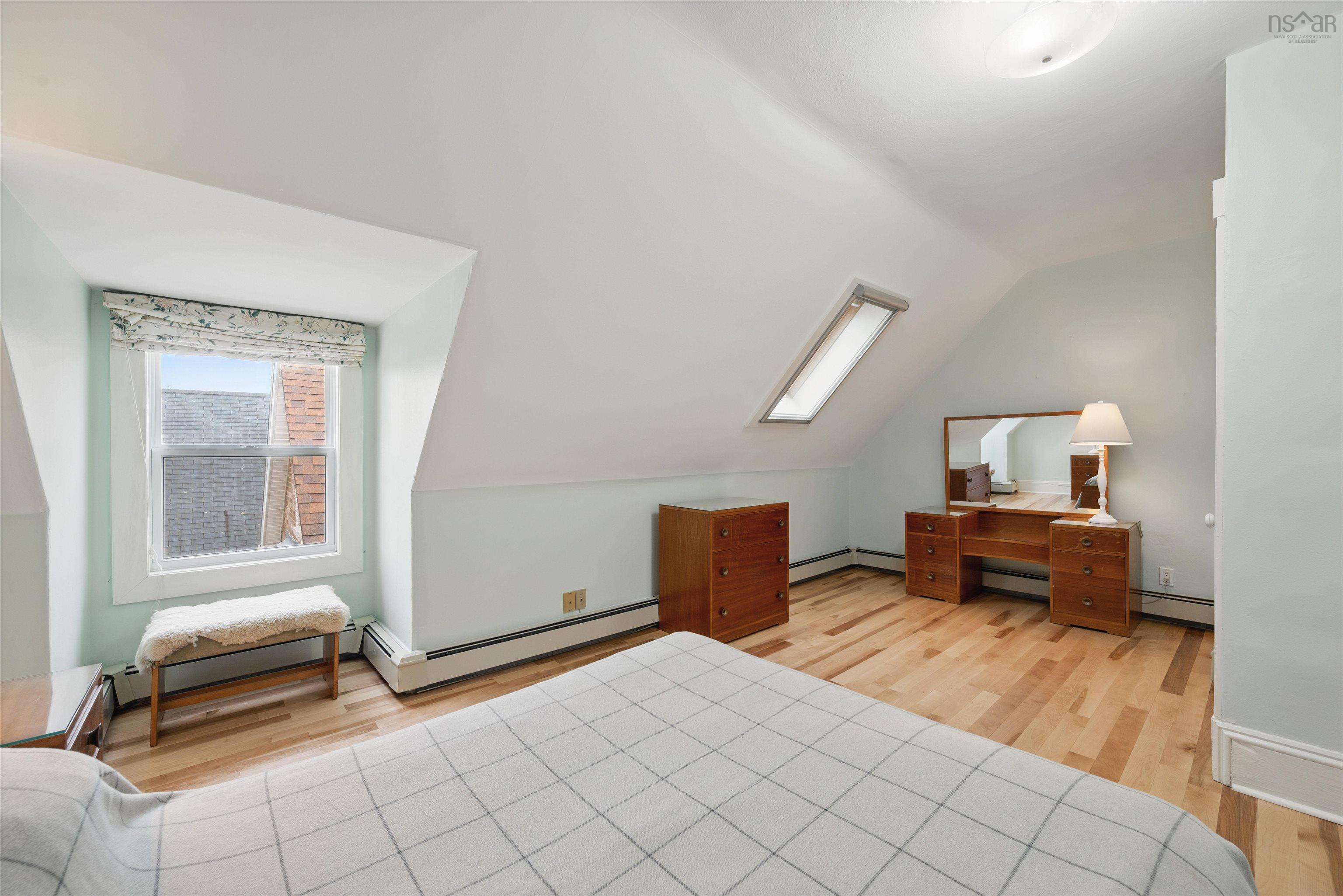 $1,399,900.00: 6039 6041 Cherry Street, Halifax