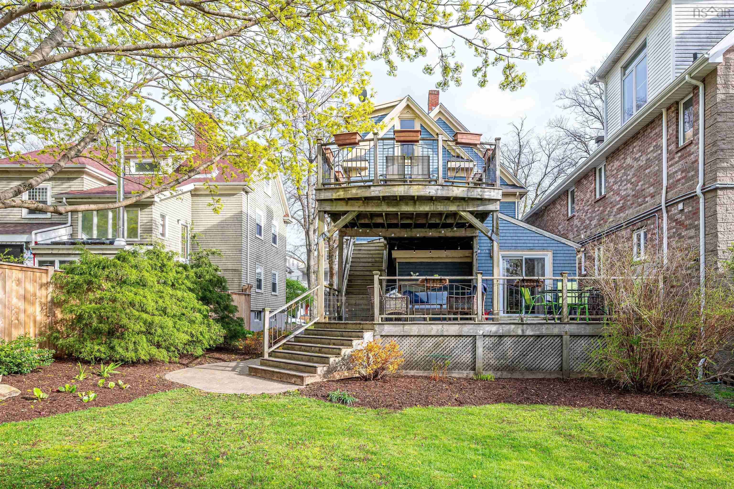 $1,399,900.00: 6039 6041 Cherry Street, Halifax