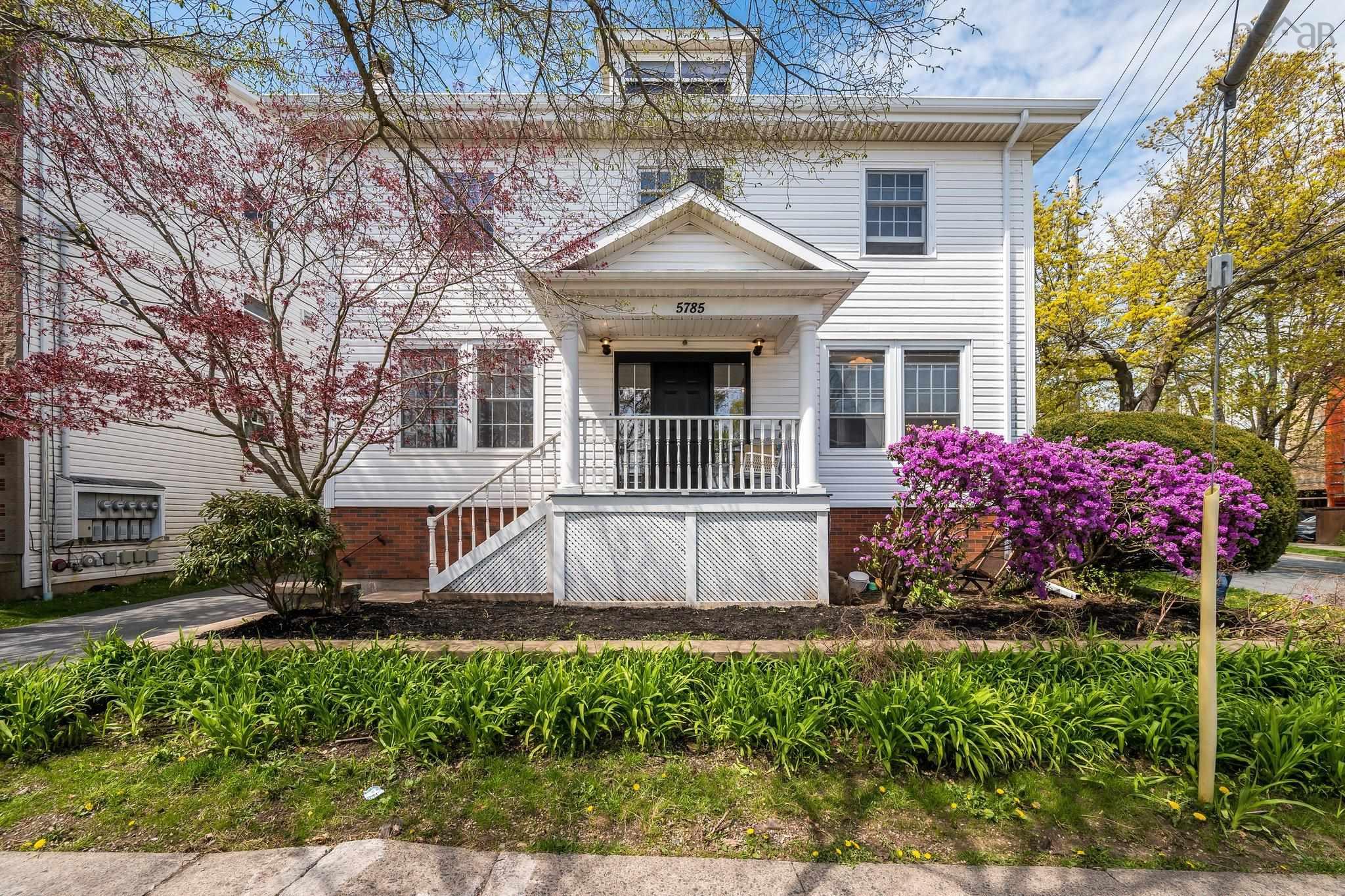$799,900.00: 5785 Inglis Street, Halifax