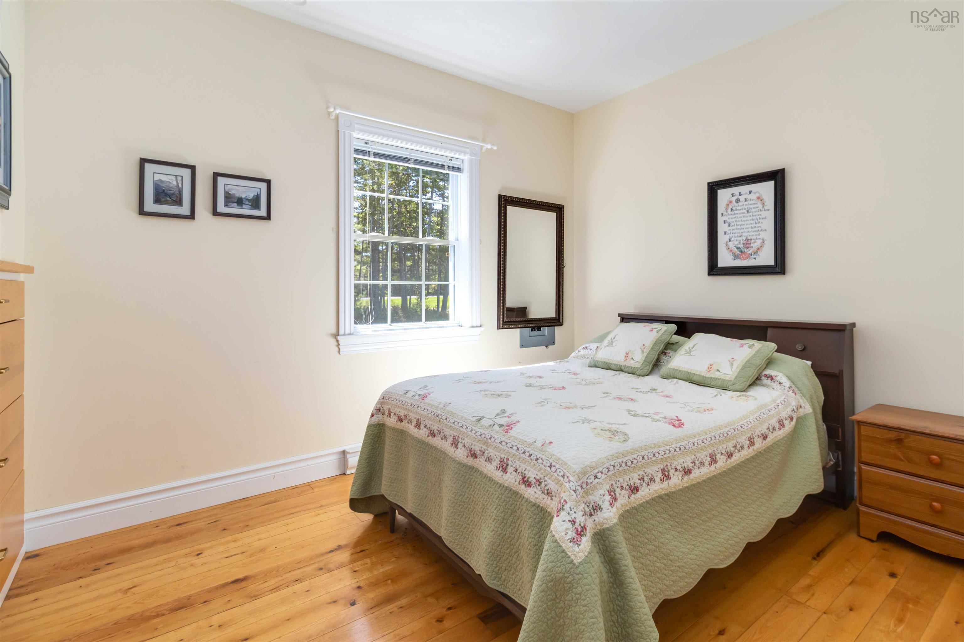 $699,900.00: 413 Hermans Island Road, Sunnybrook
