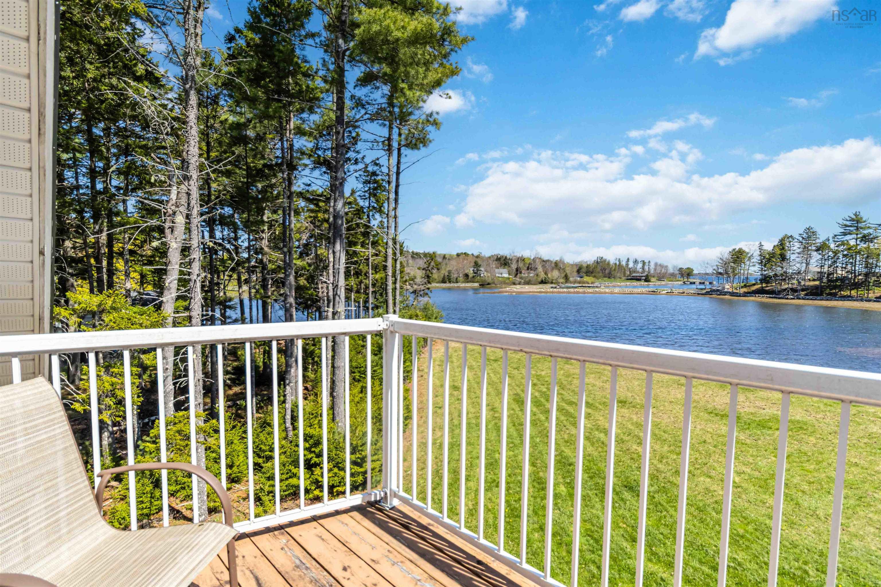 $699,900.00: 413 Hermans Island Road, Sunnybrook