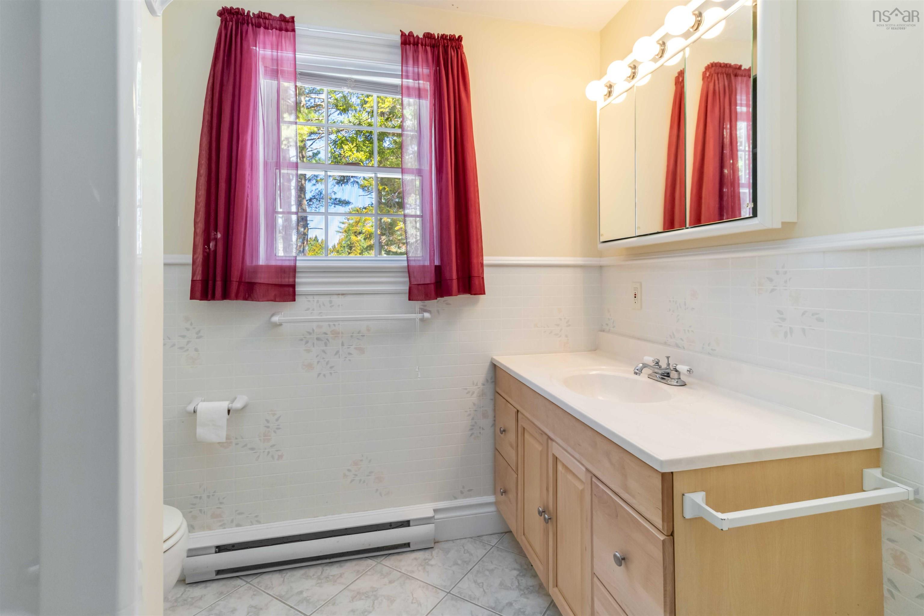 $699,900.00: 413 Hermans Island Road, Sunnybrook