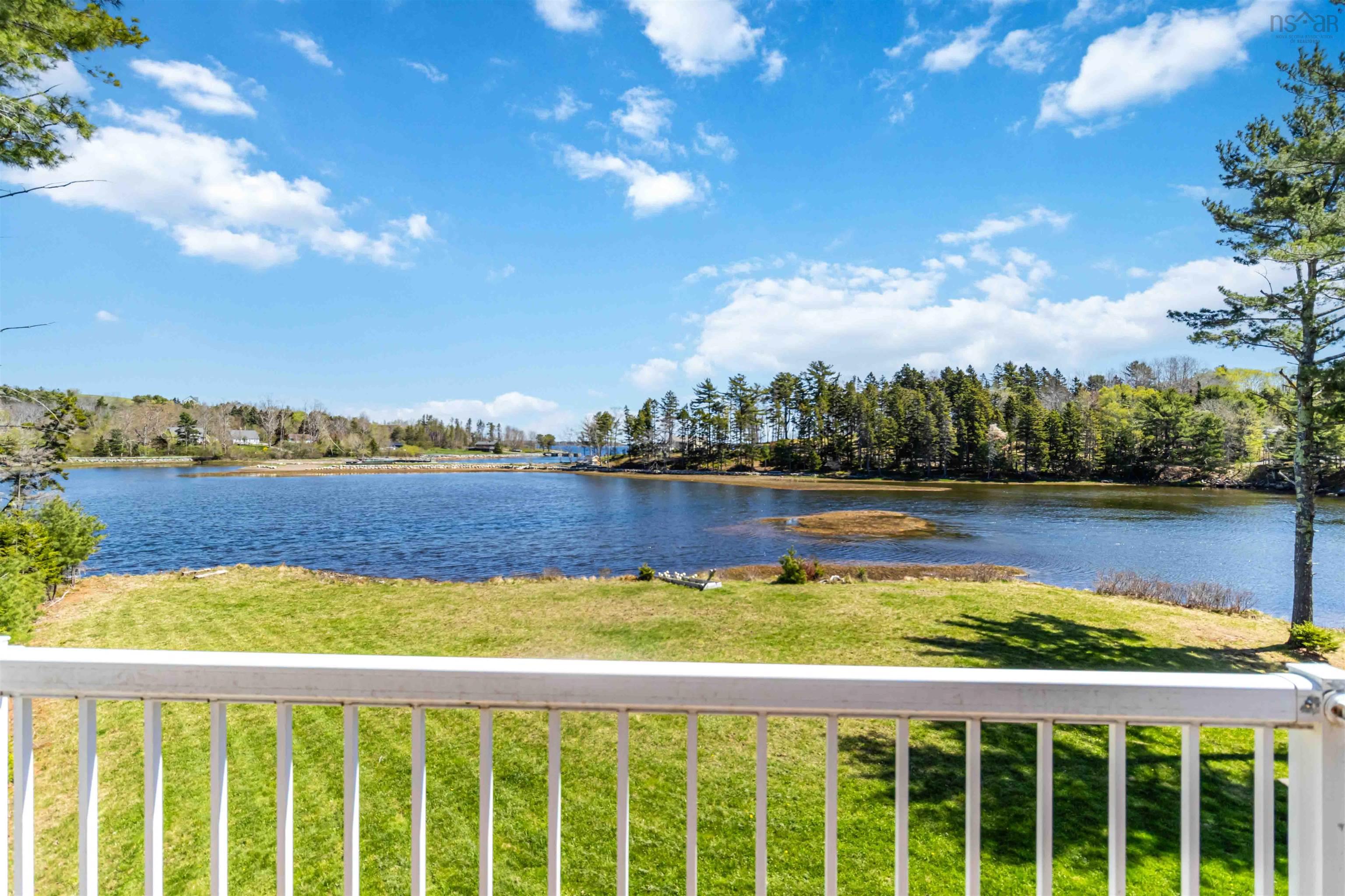 $699,900.00: 413 Hermans Island Road, Sunnybrook