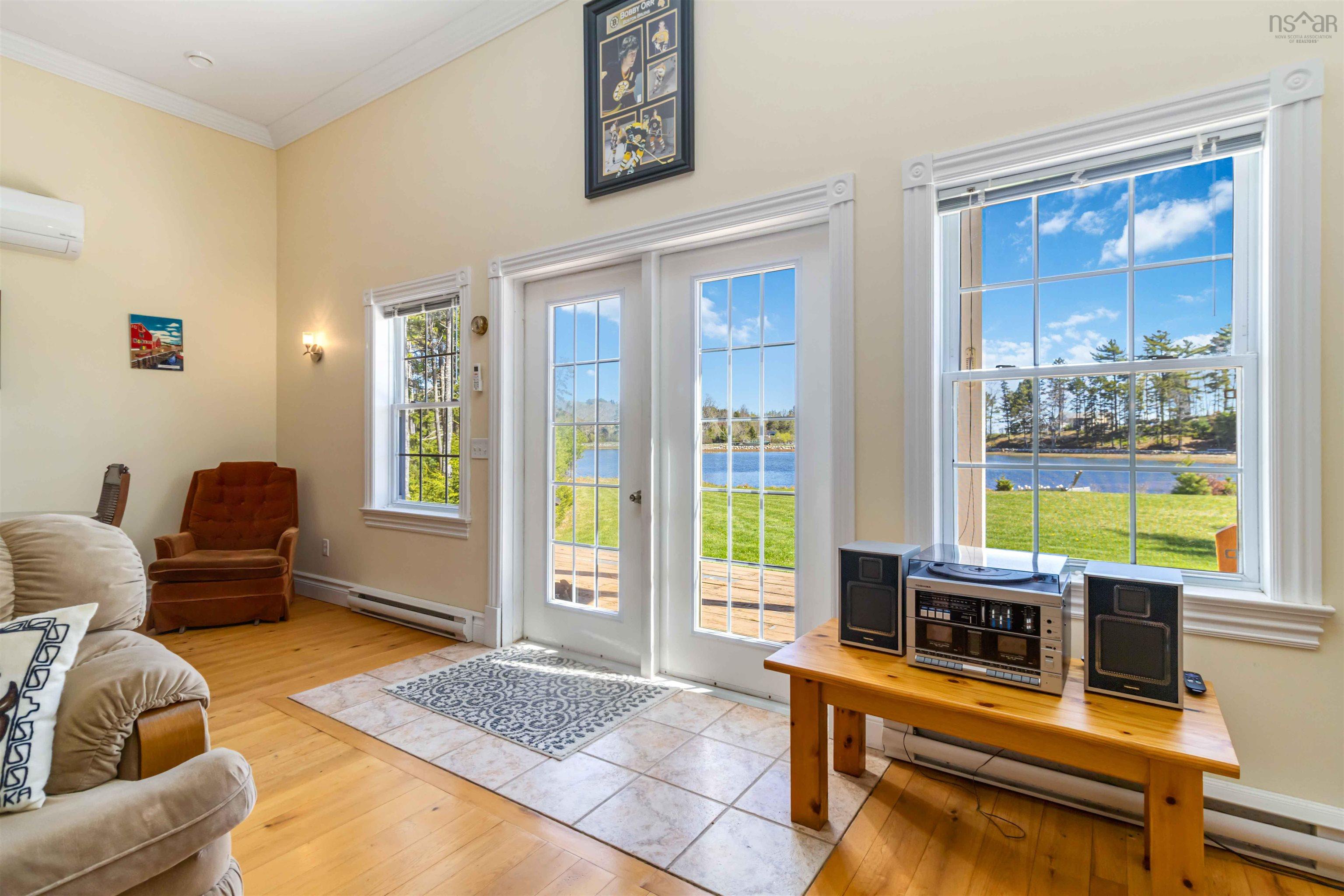 $699,900.00: 413 Hermans Island Road, Sunnybrook