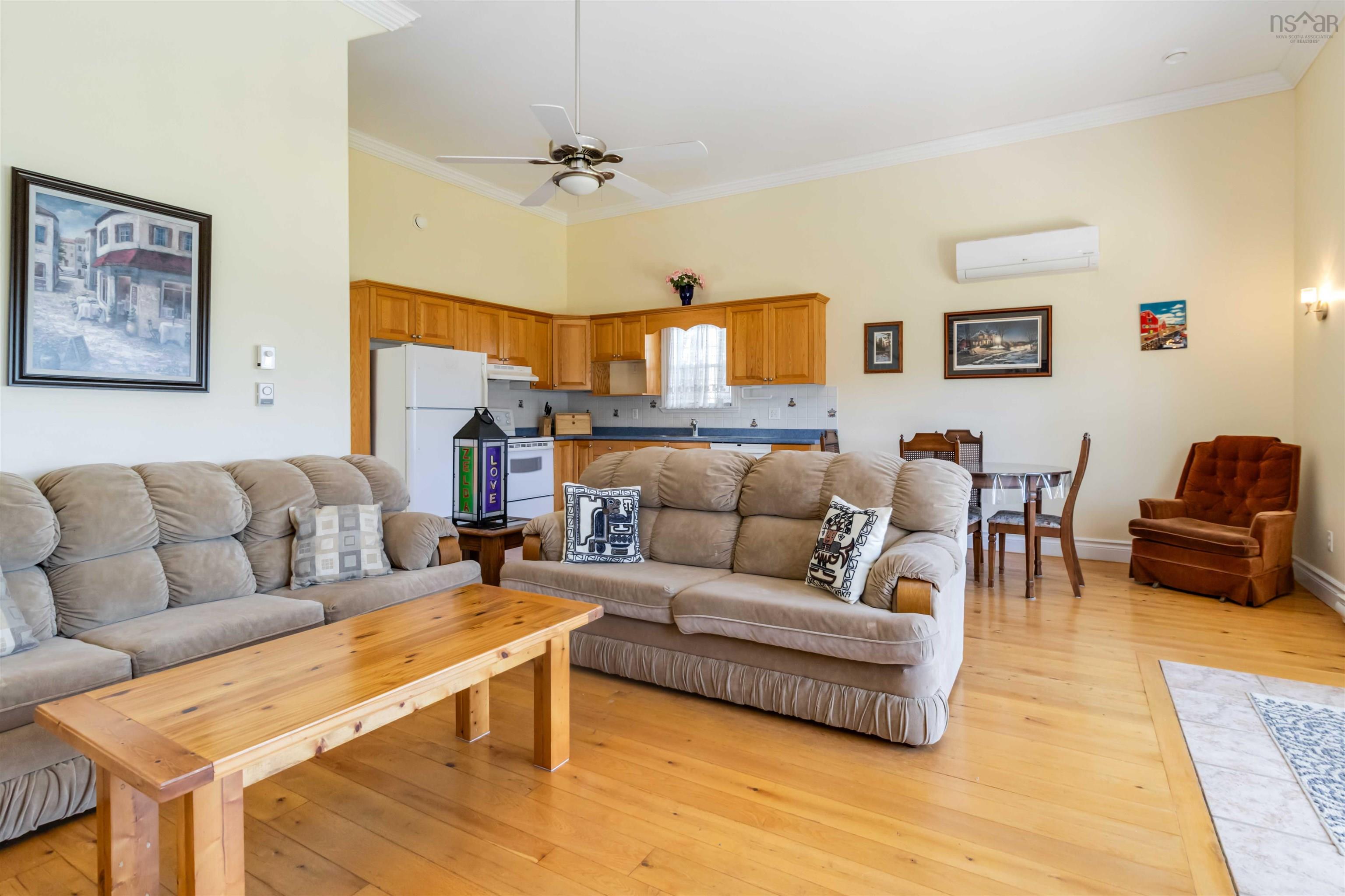 $699,900.00: 413 Hermans Island Road, Sunnybrook