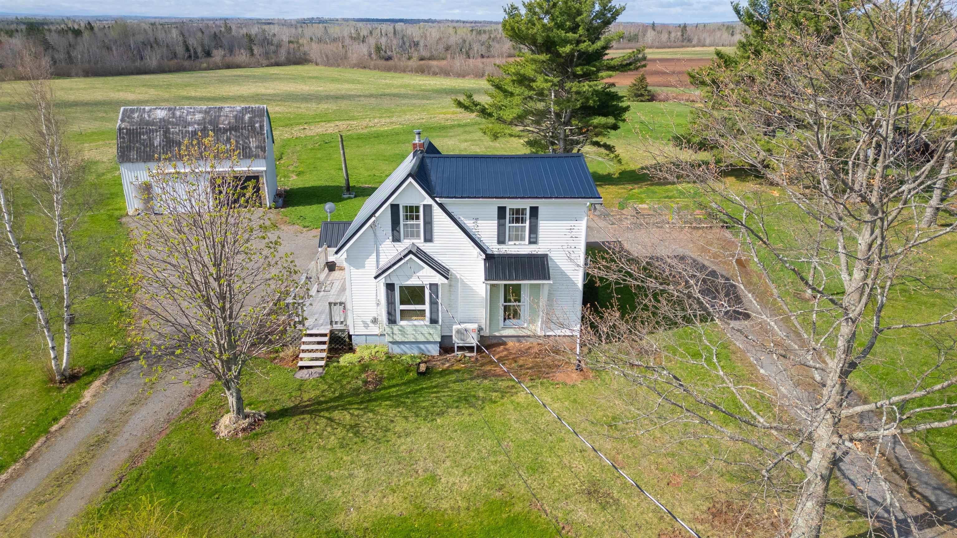 $329,900.00: 11410 Hwy#6 Highway, South Pugwash