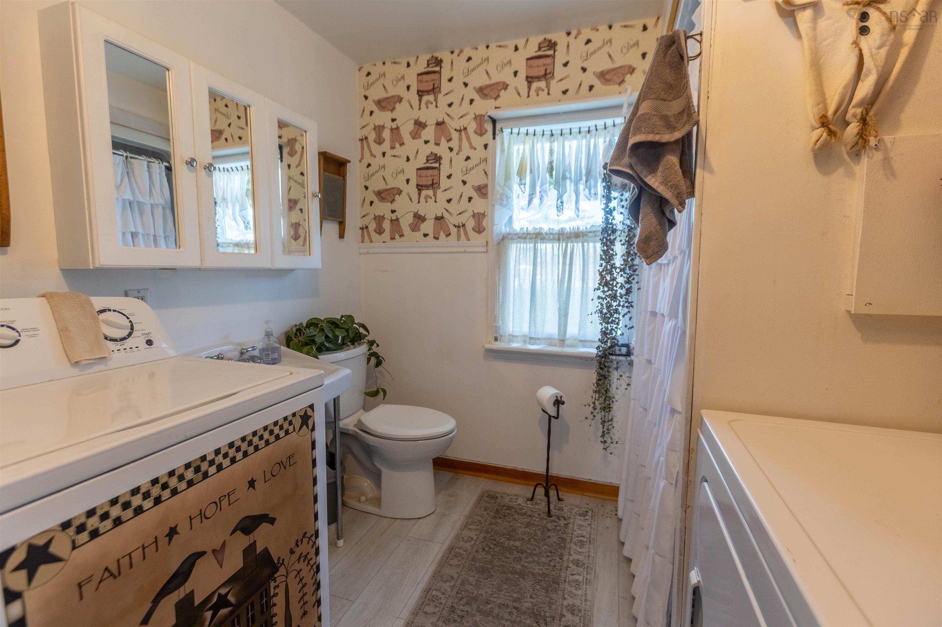 $329,900.00: 11410 Hwy#6 Highway, South Pugwash