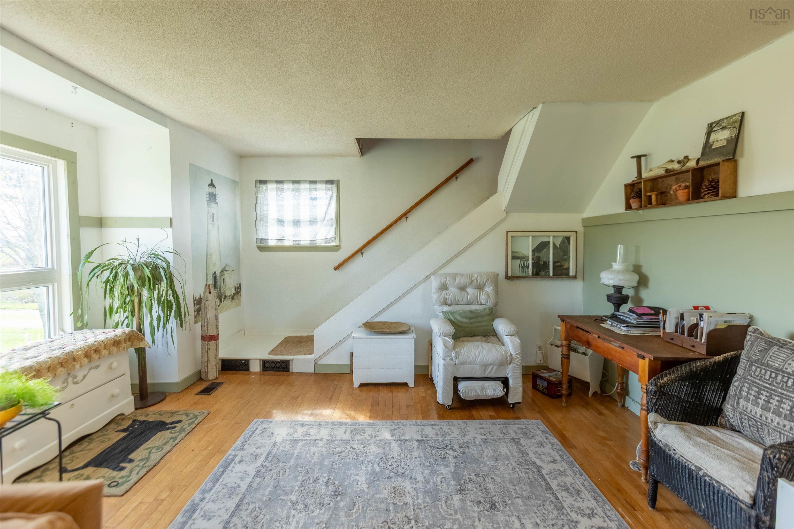 $329,900.00: 11410 Hwy#6 Highway, South Pugwash