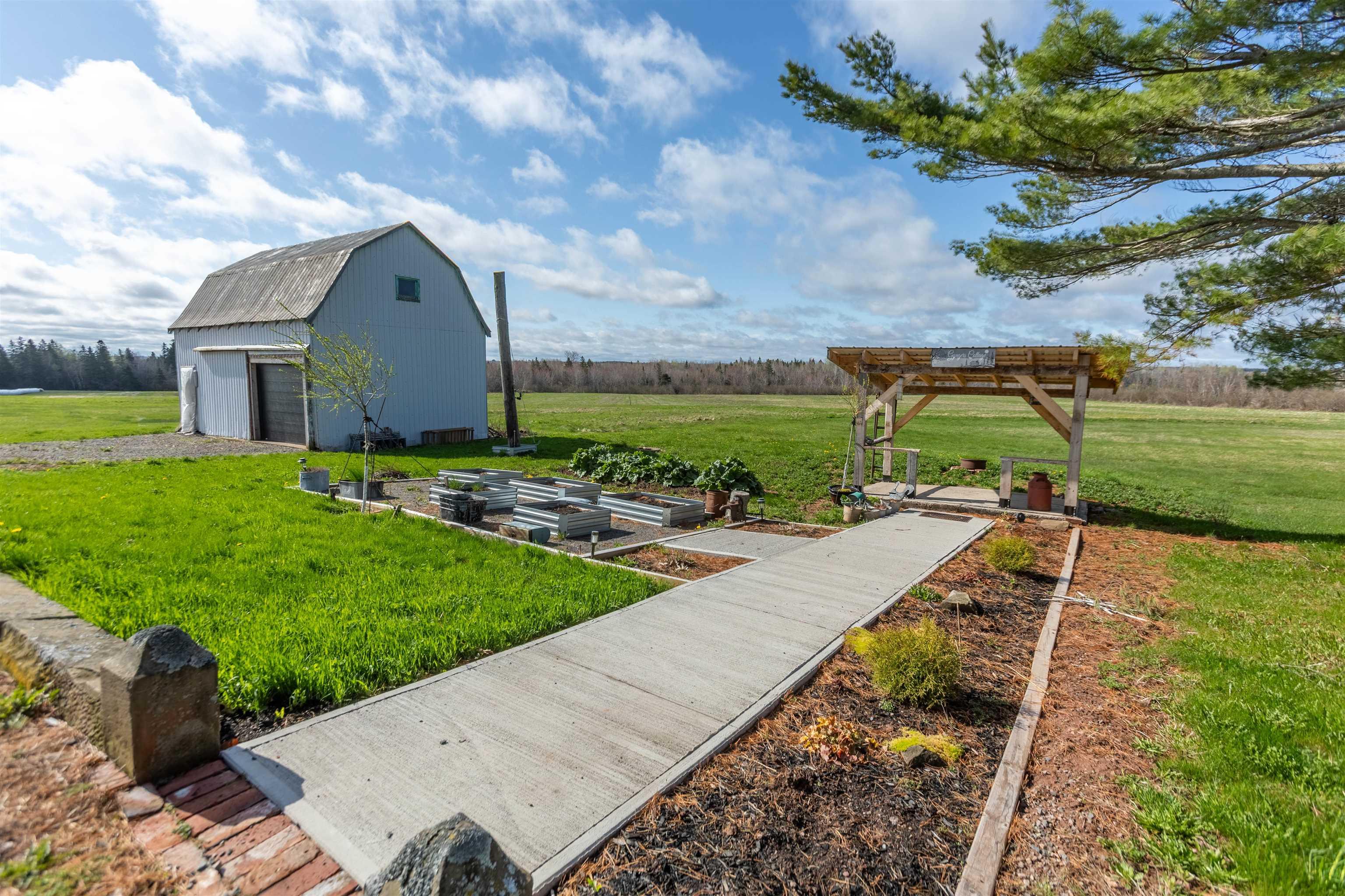 $329,900.00: 11410 Hwy#6 Highway, South Pugwash