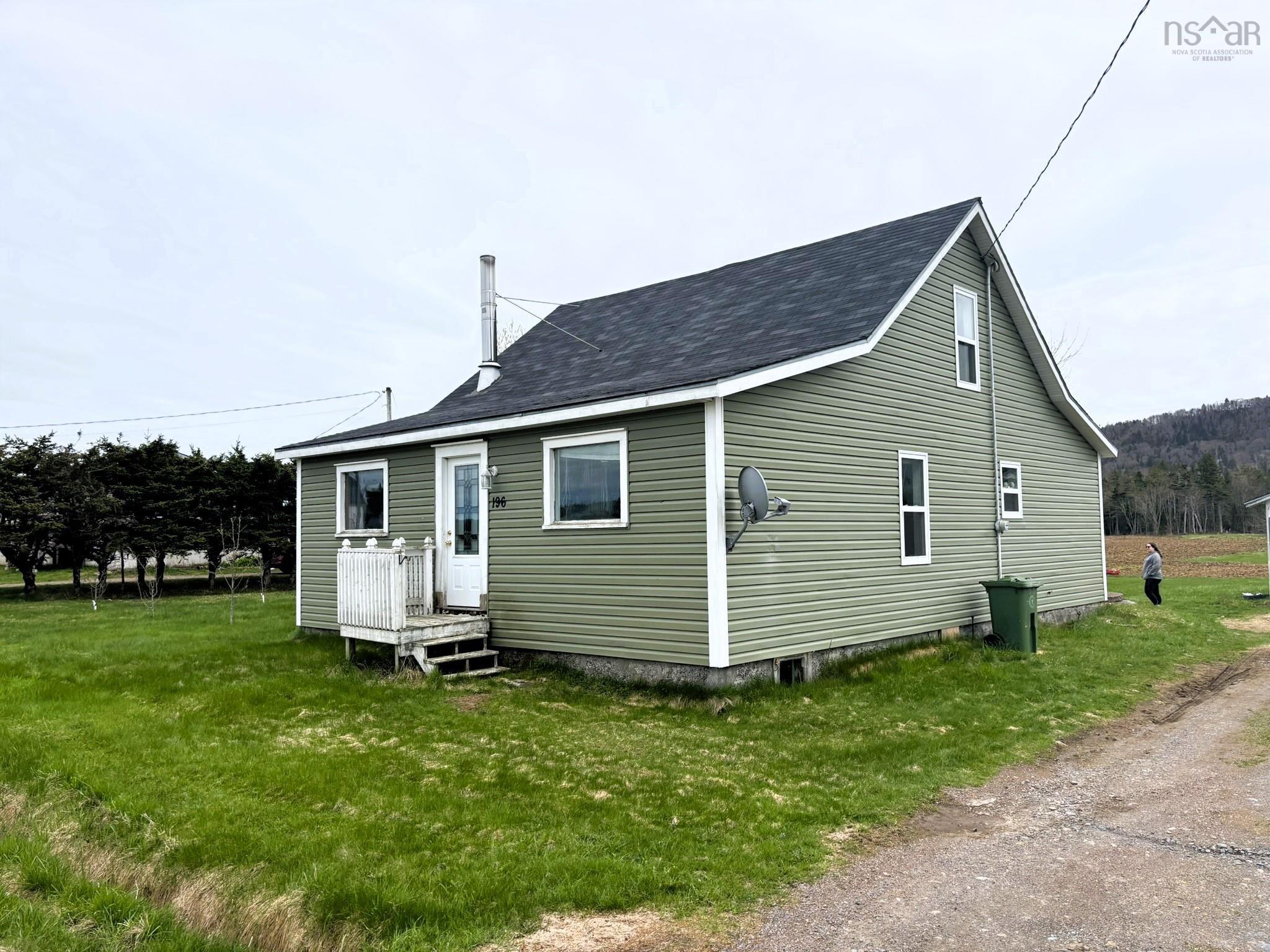 $169,900.00: 196 Back Street, Advocate
