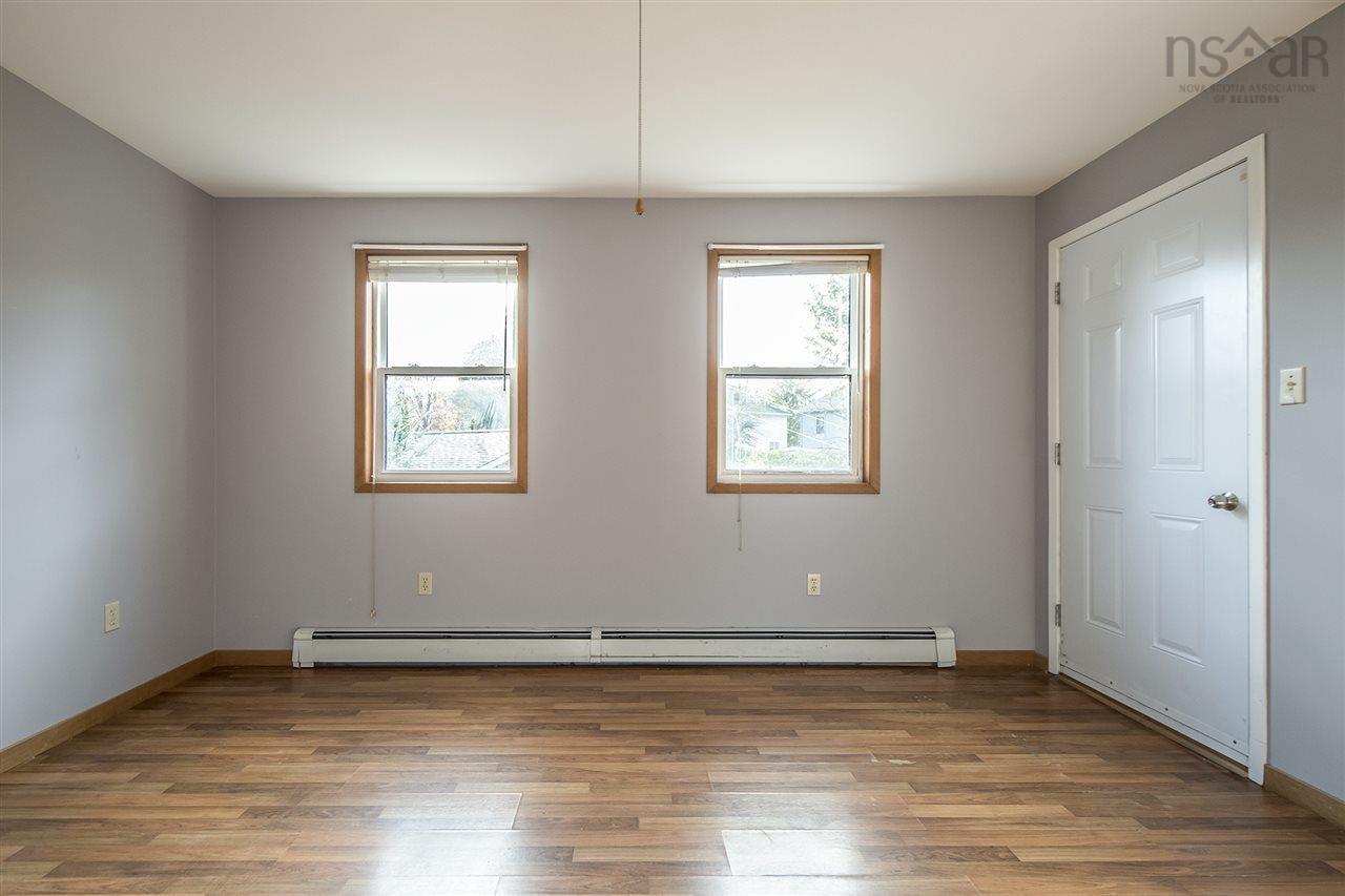$489,900.00: 18/18A Pleasant Street, Dartmouth