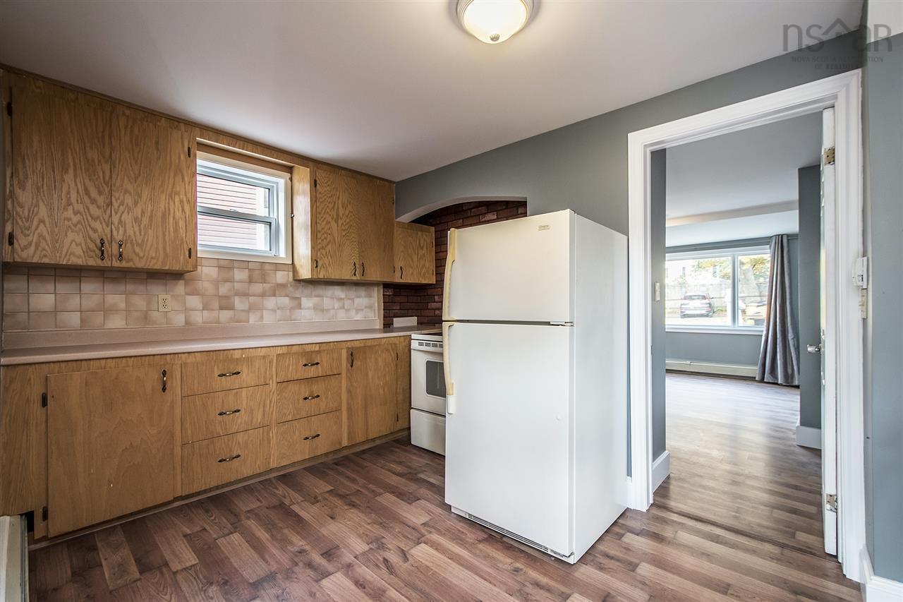 $489,900.00: 18/18A Pleasant Street, Dartmouth