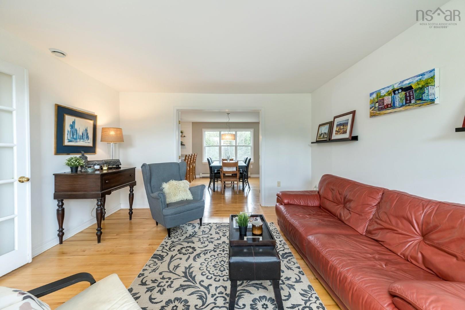 $699,900.00: 372 St. George Boulevard, Hammonds Plains