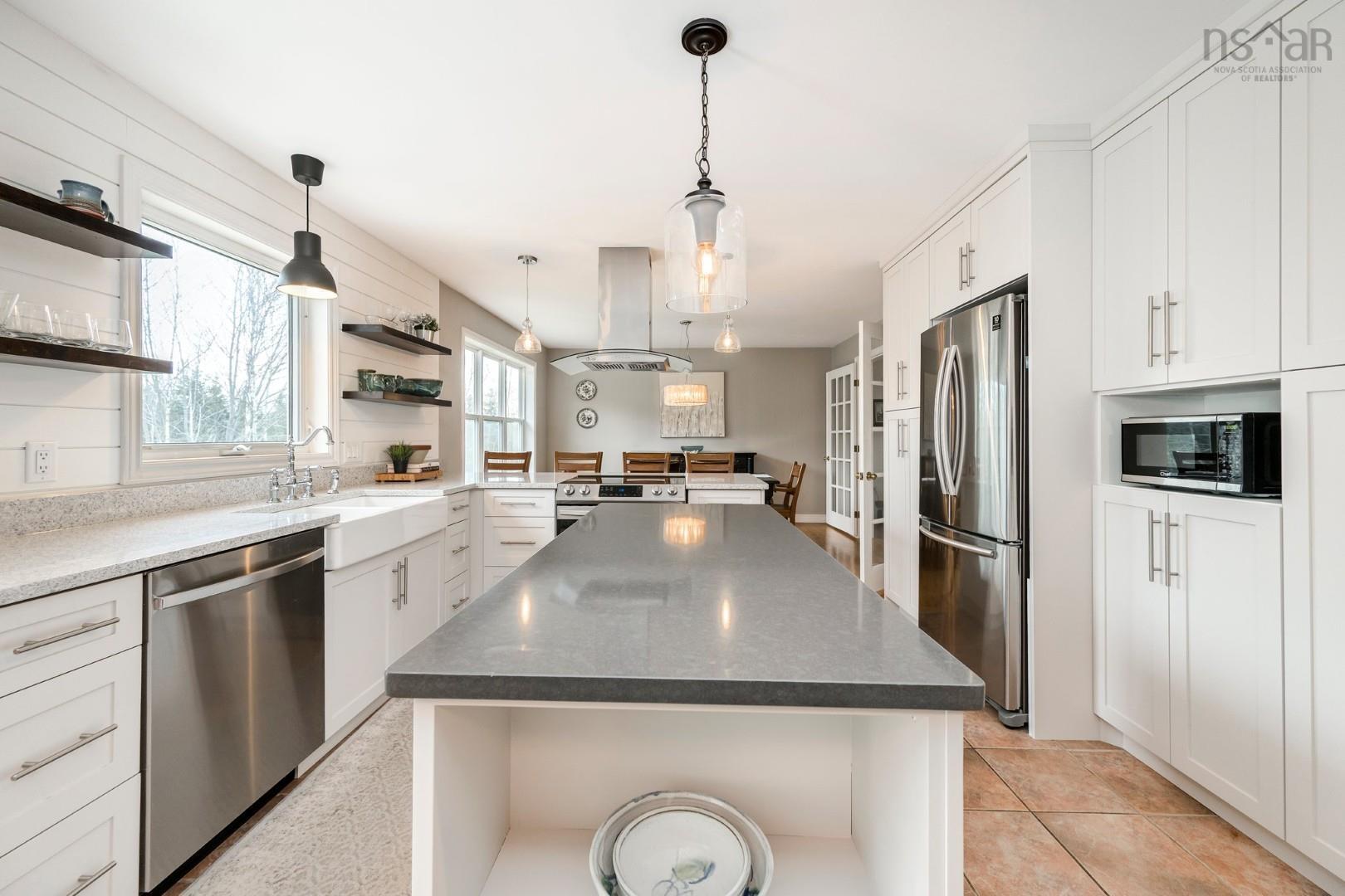 $699,900.00: 372 St. George Boulevard, Hammonds Plains