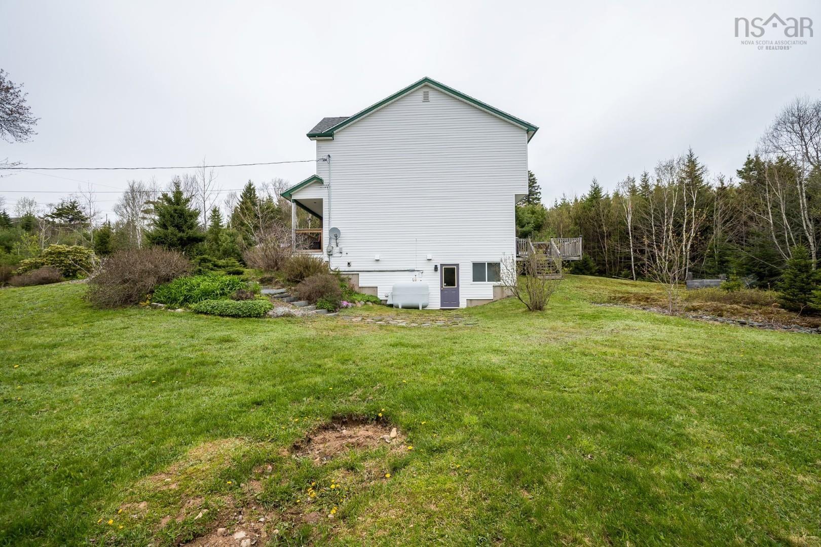 $699,900.00: 372 St. George Boulevard, Hammonds Plains