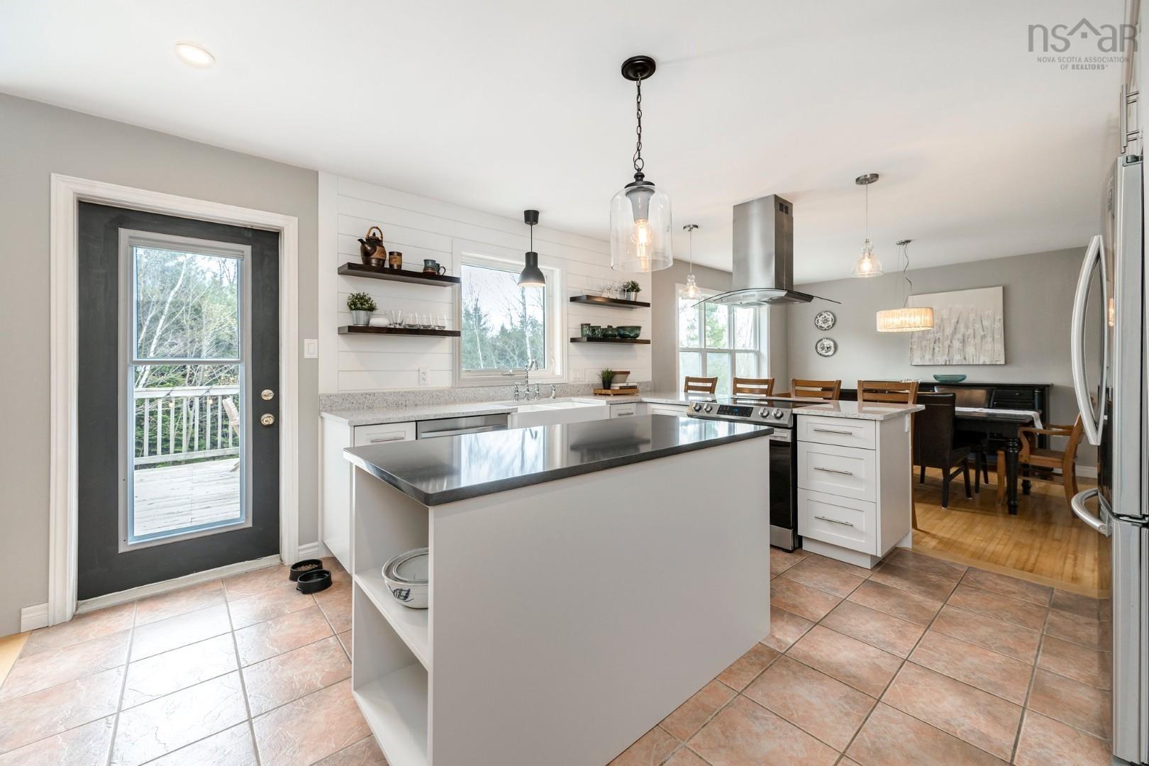 $699,900.00: 372 St. George Boulevard, Hammonds Plains