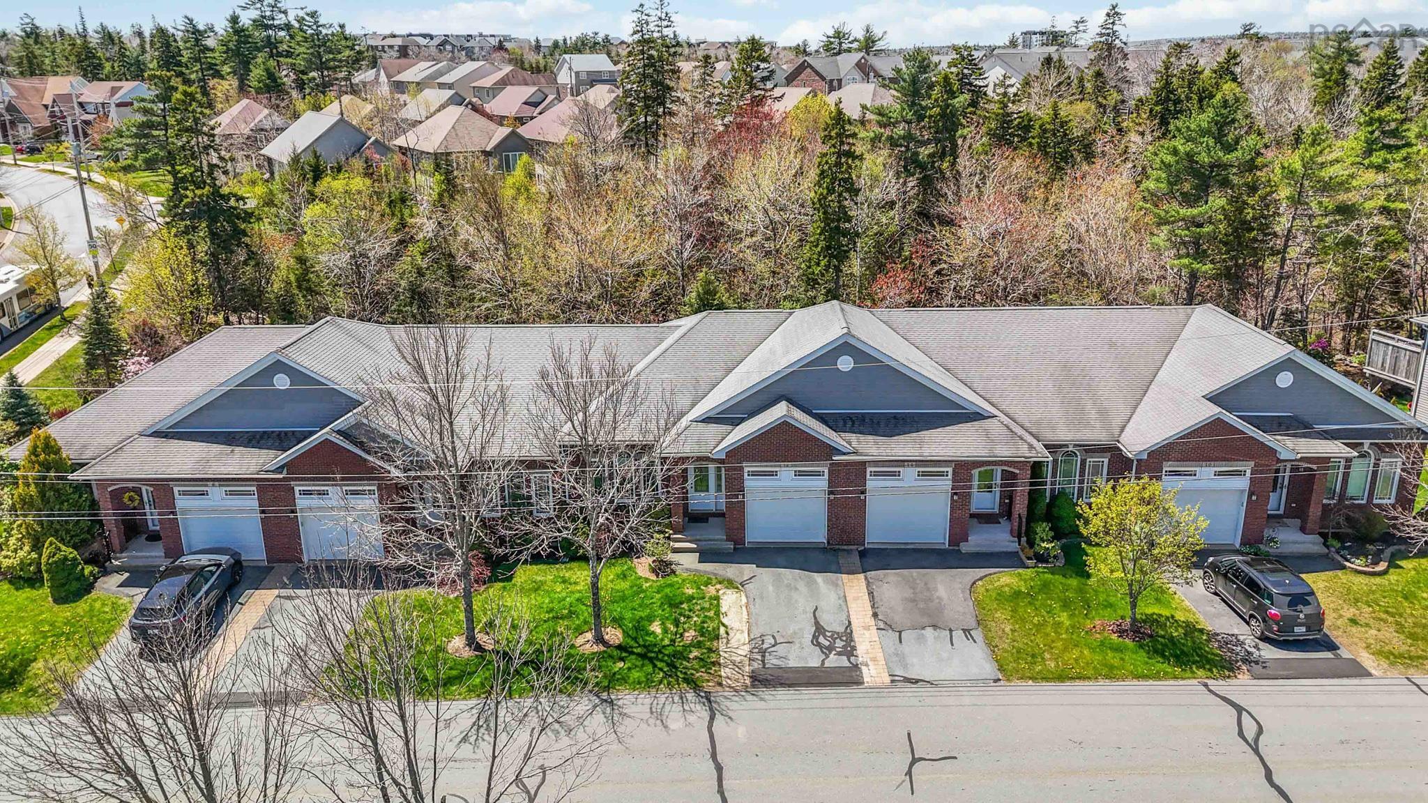 $667,500.00: 12 Kirkwood Court, Bedford