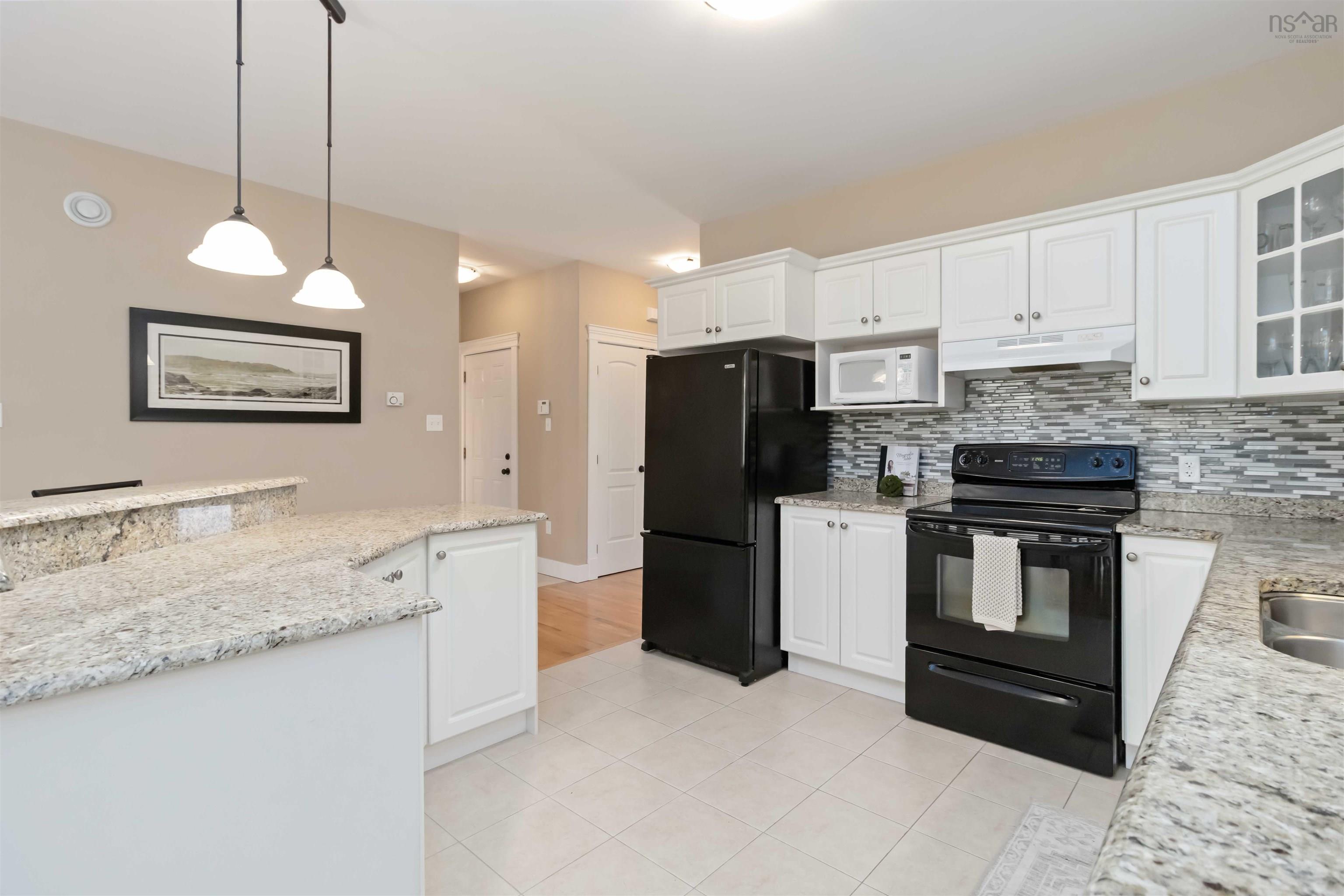 $667,500.00: 12 Kirkwood Court, Bedford