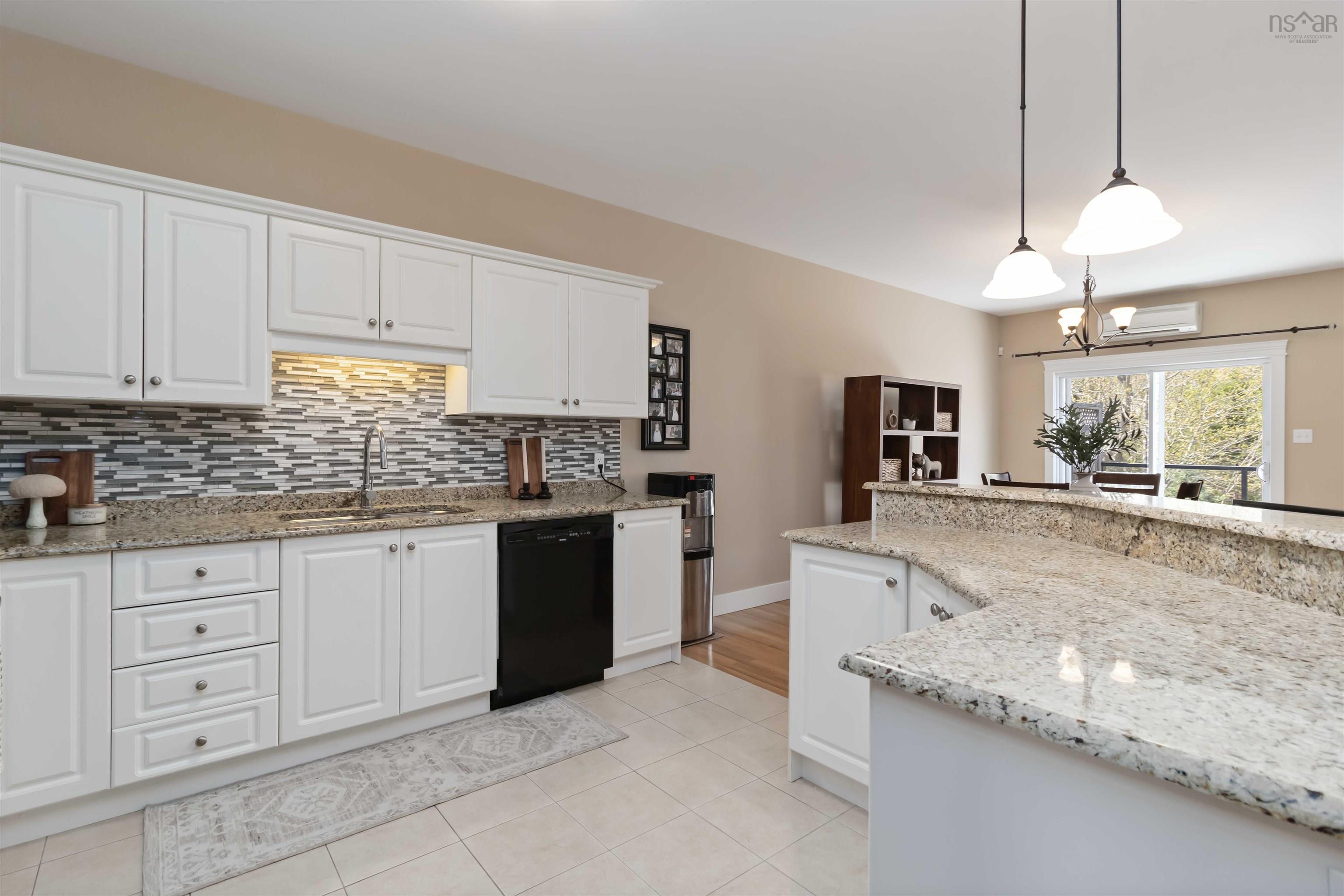 $667,500.00: 12 Kirkwood Court, Bedford