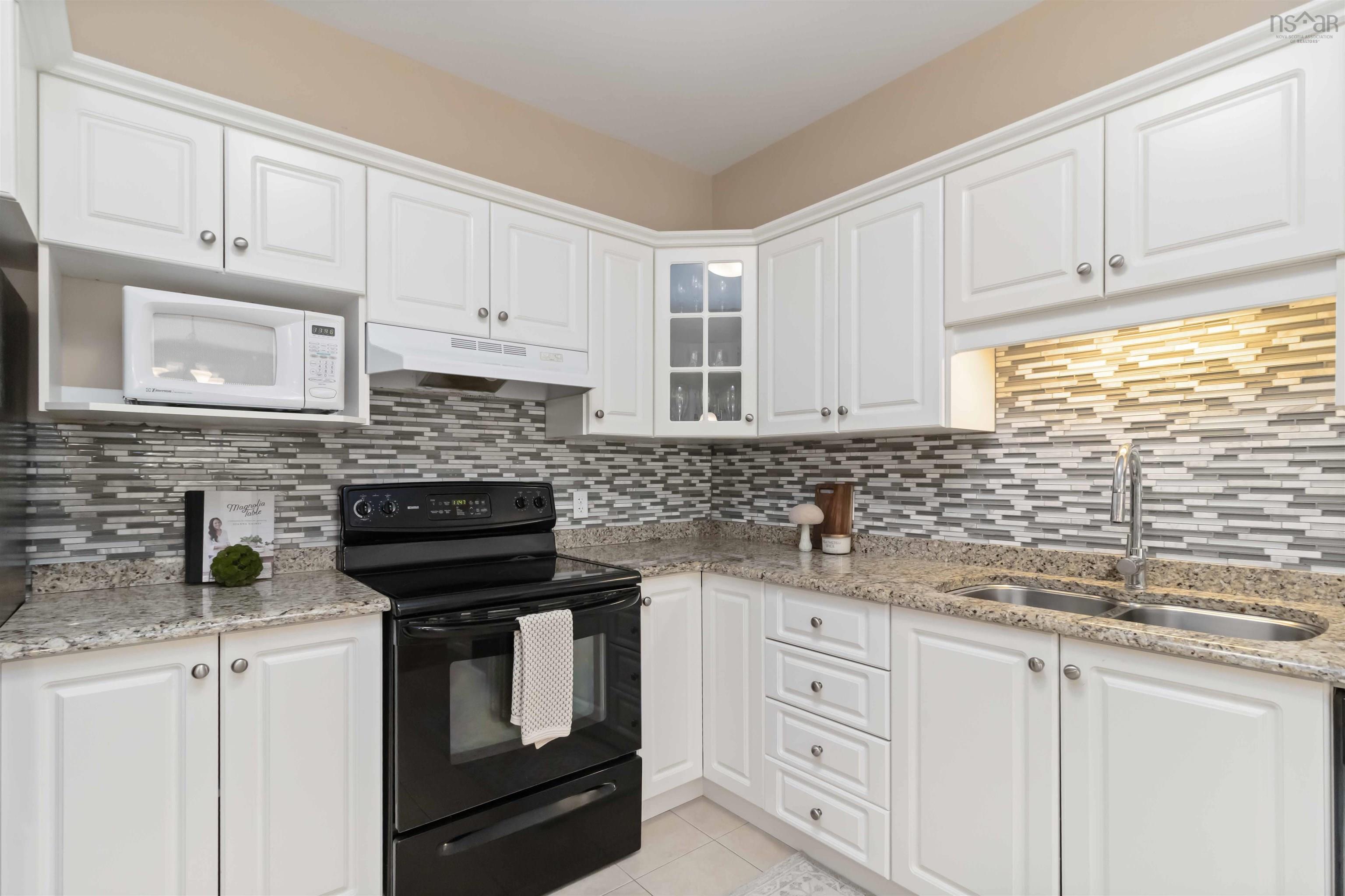 $667,500.00: 12 Kirkwood Court, Bedford