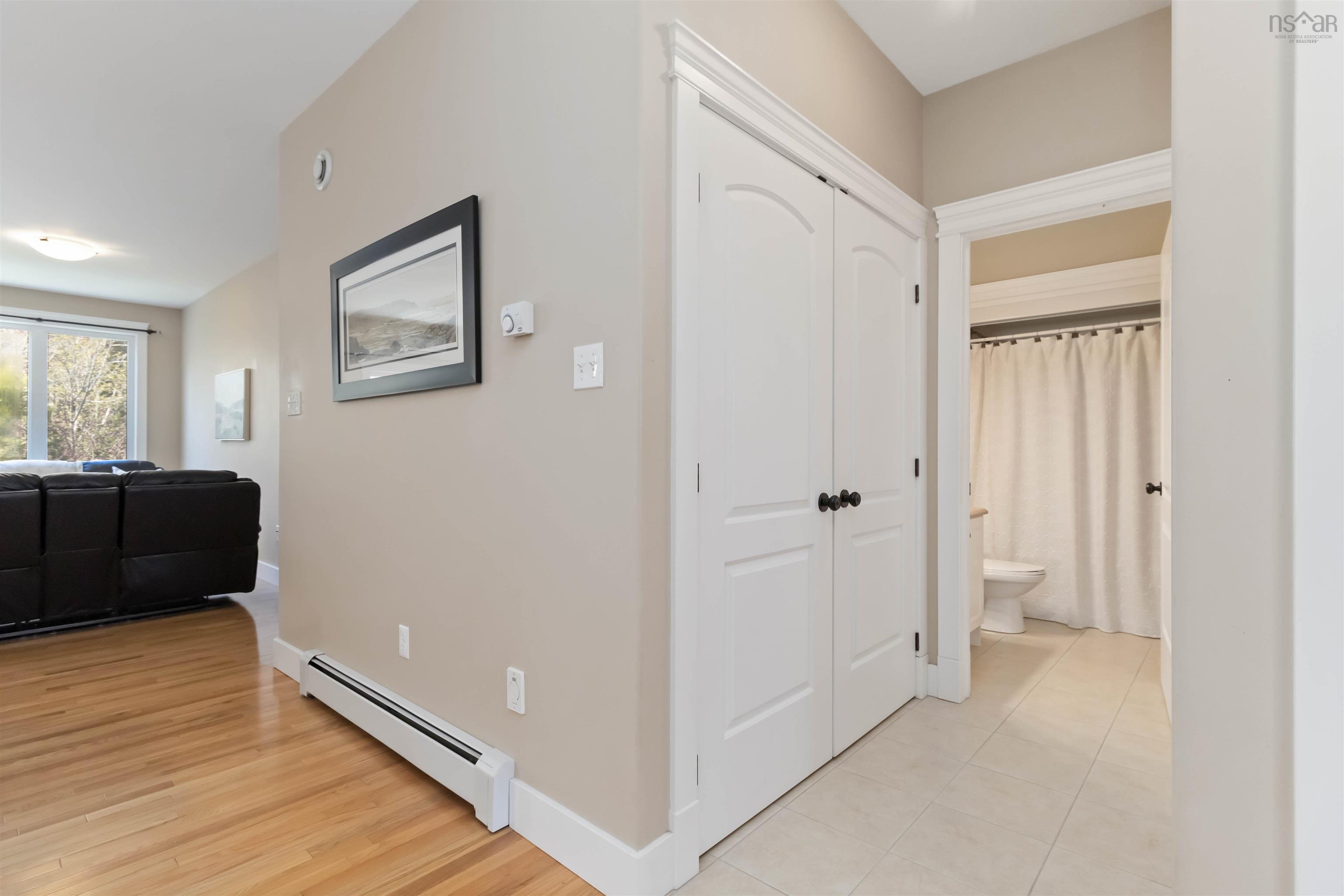 $667,500.00: 12 Kirkwood Court, Bedford