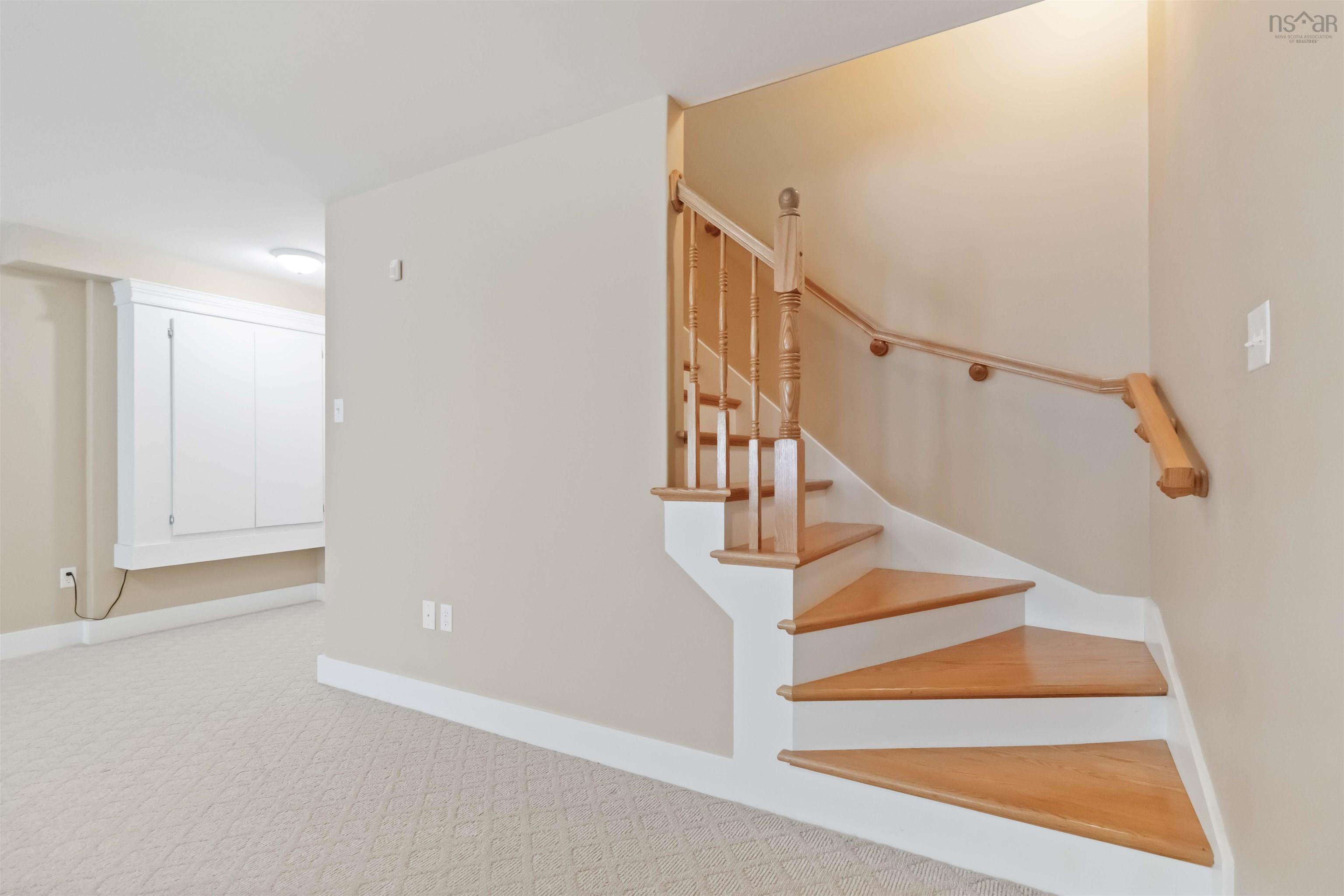 $667,500.00: 12 Kirkwood Court, Bedford