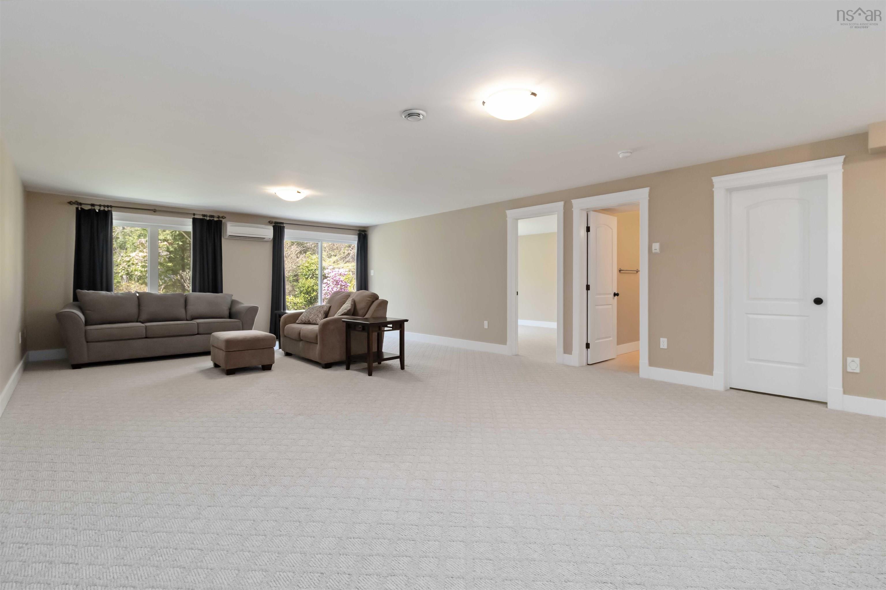 $667,500.00: 12 Kirkwood Court, Bedford
