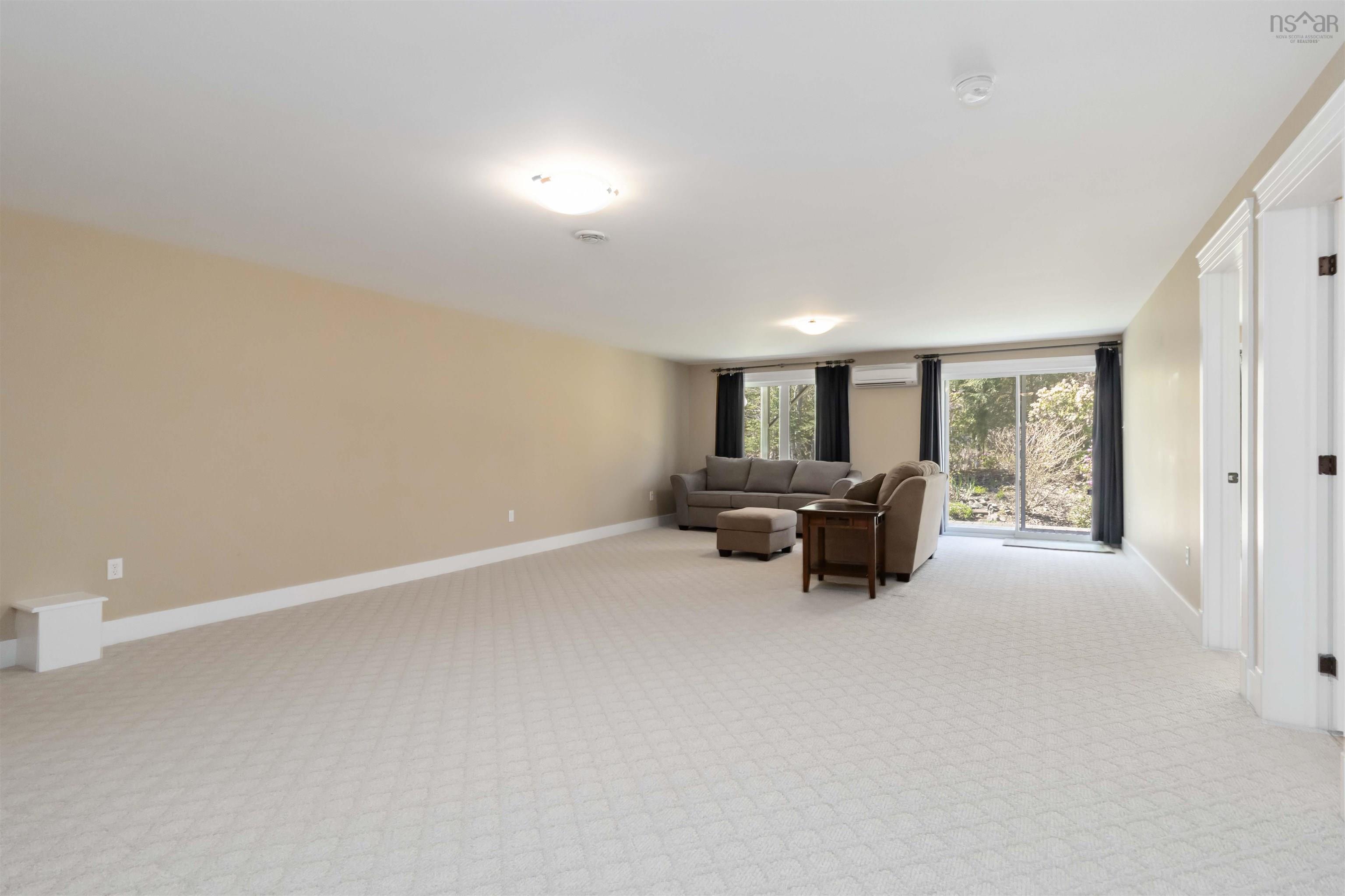 $667,500.00: 12 Kirkwood Court, Bedford