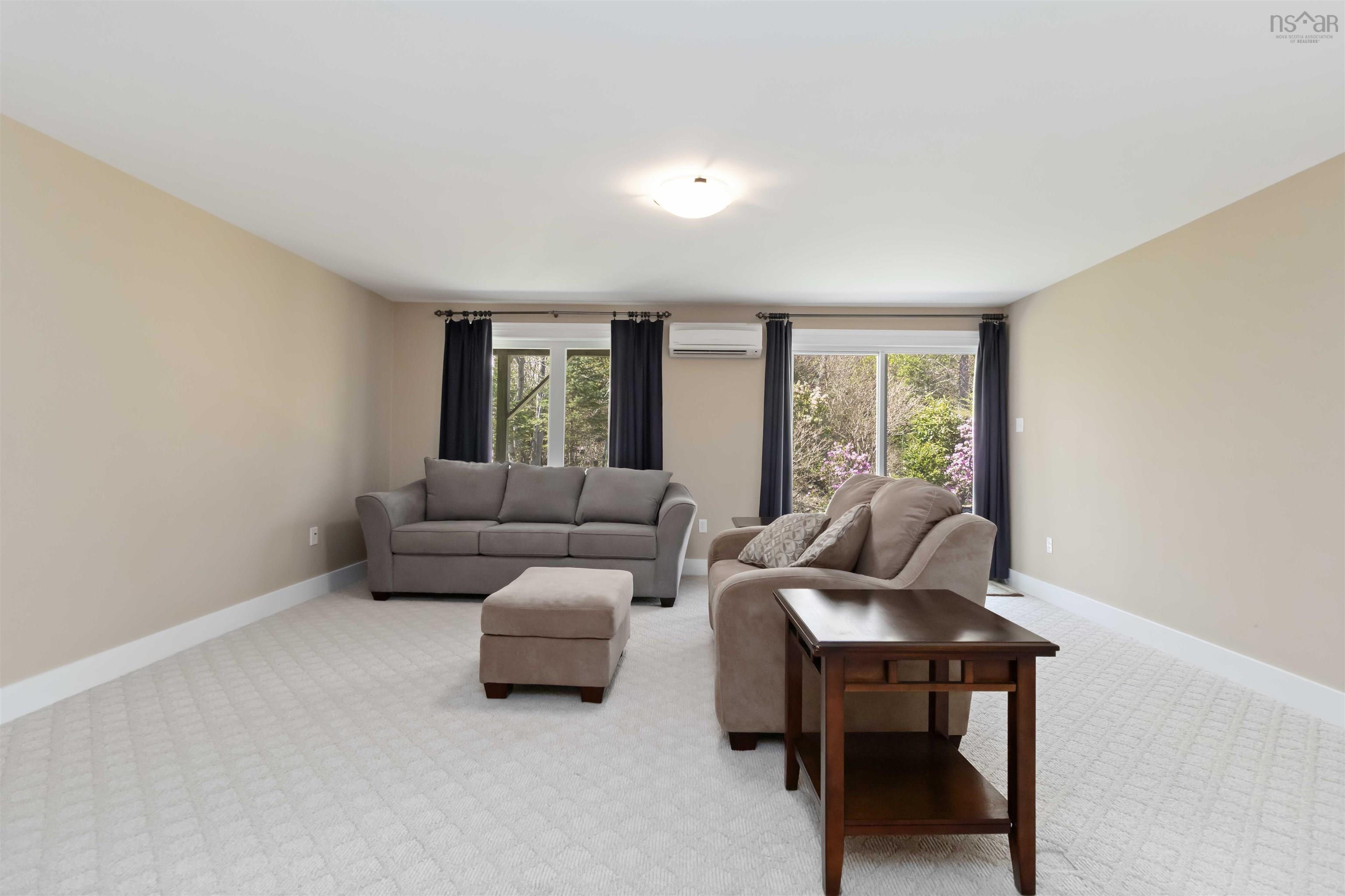 $667,500.00: 12 Kirkwood Court, Bedford