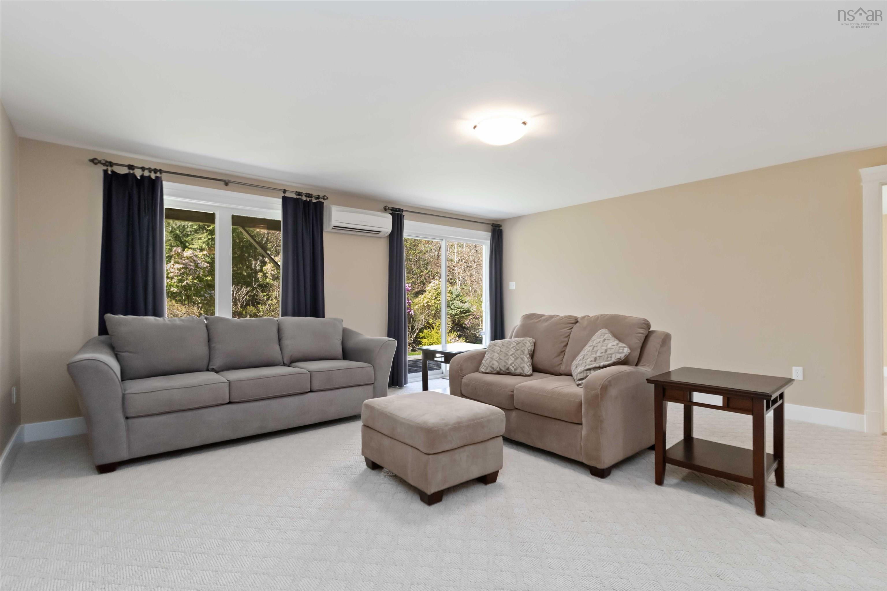 $667,500.00: 12 Kirkwood Court, Bedford