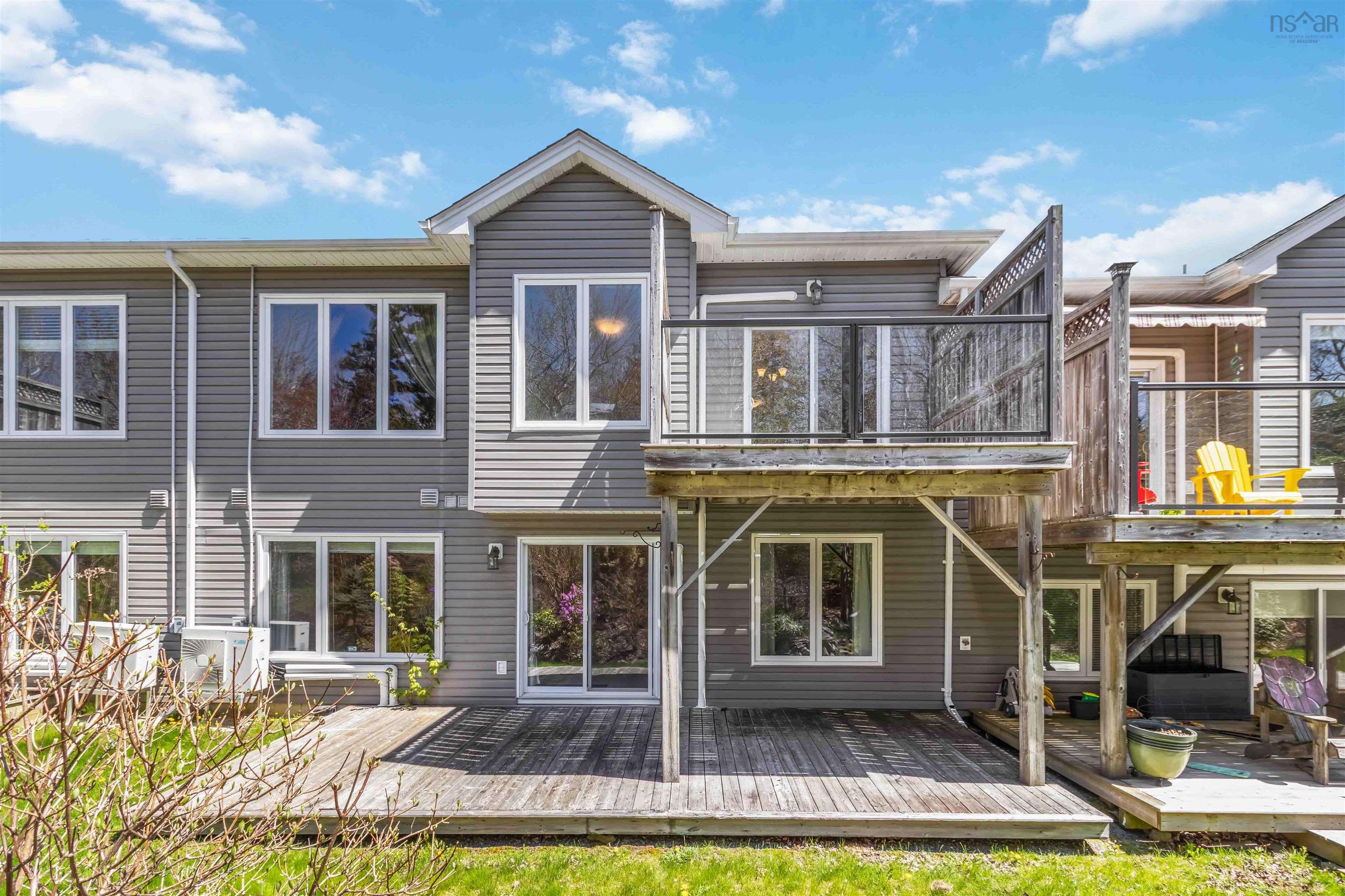 $667,500.00: 12 Kirkwood Court, Bedford
