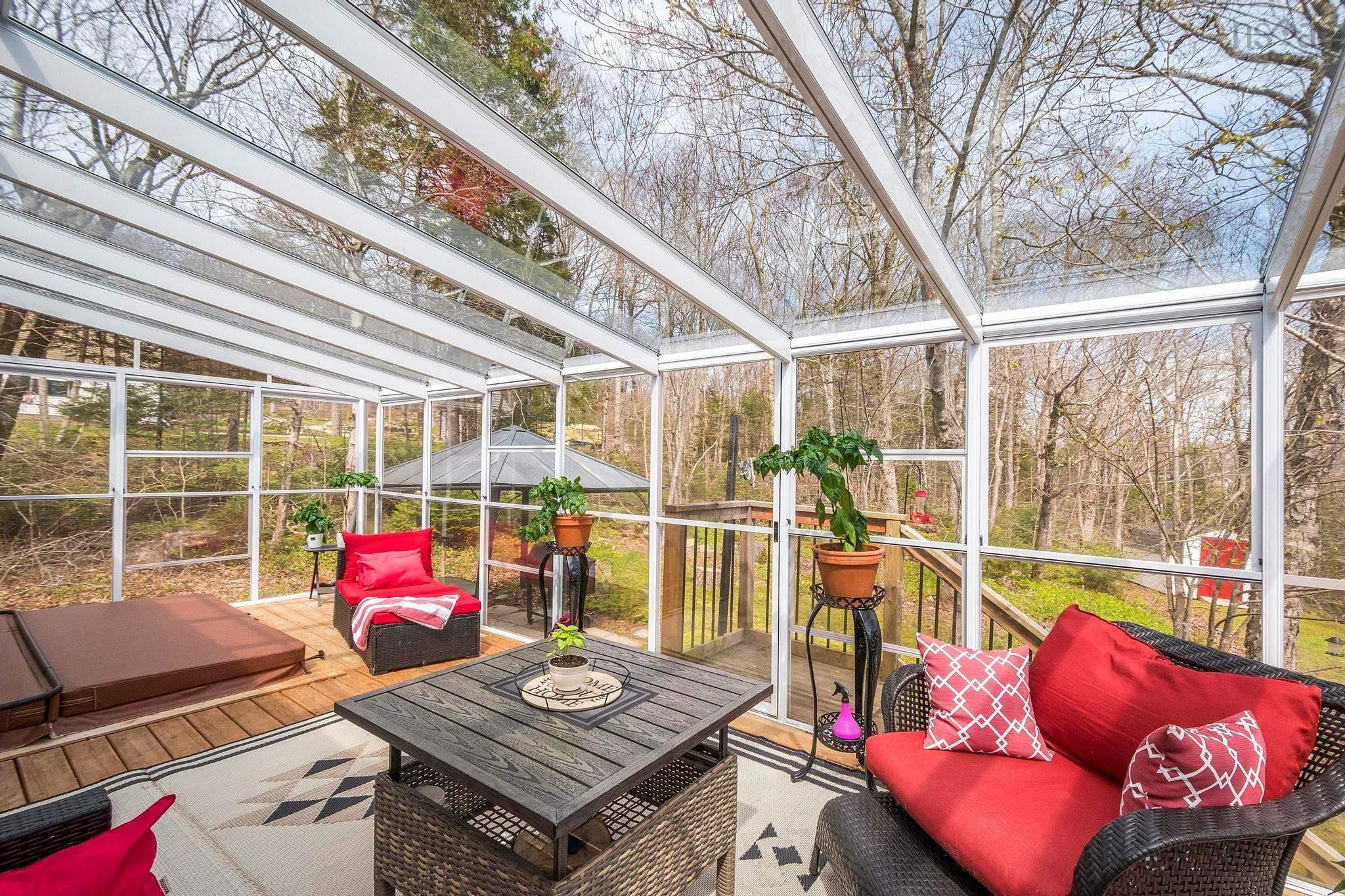 $625,000.00: 67 Bristol Avenue, Stillwater Lake