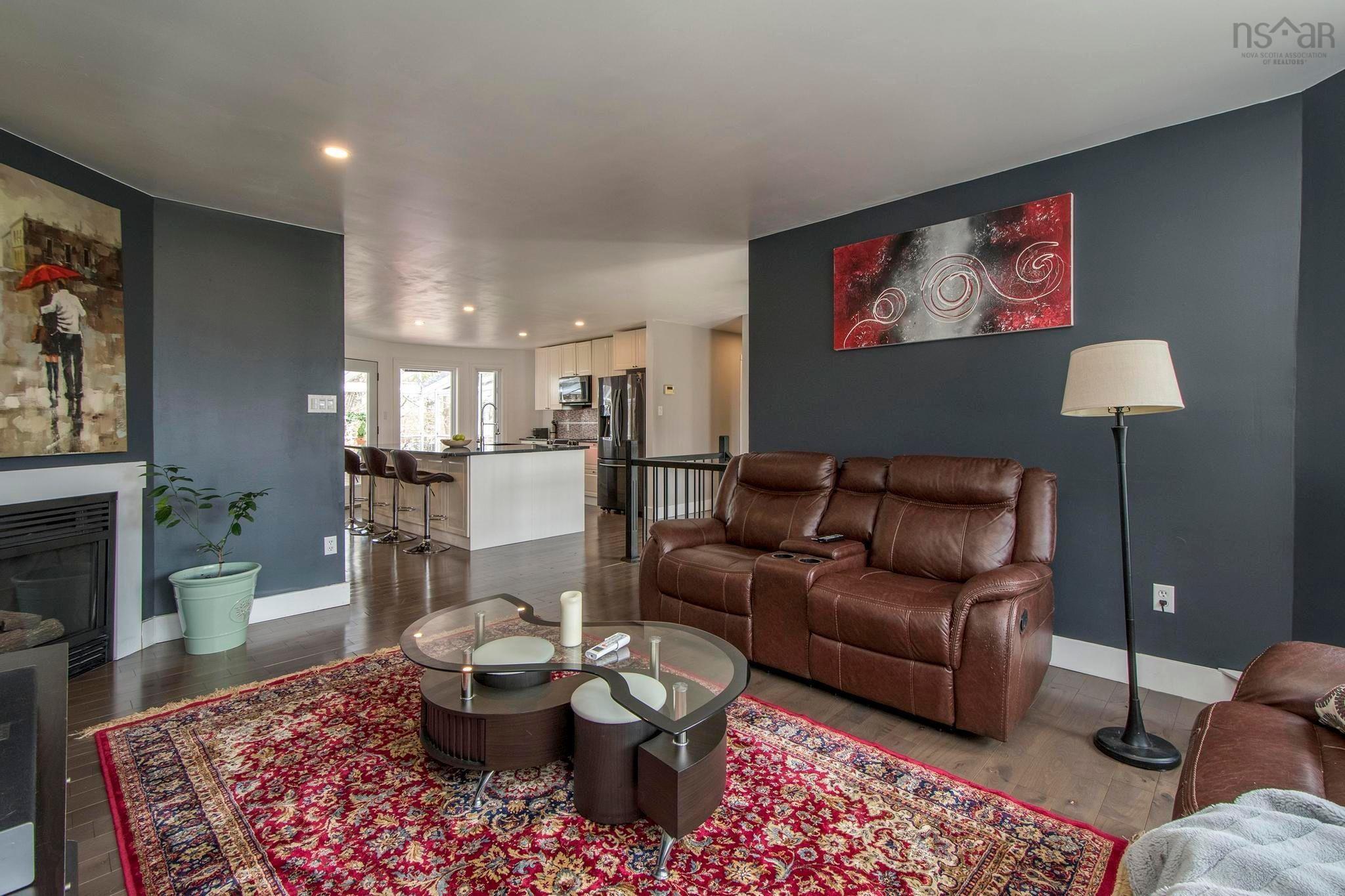 $625,000.00: 67 Bristol Avenue, Stillwater Lake