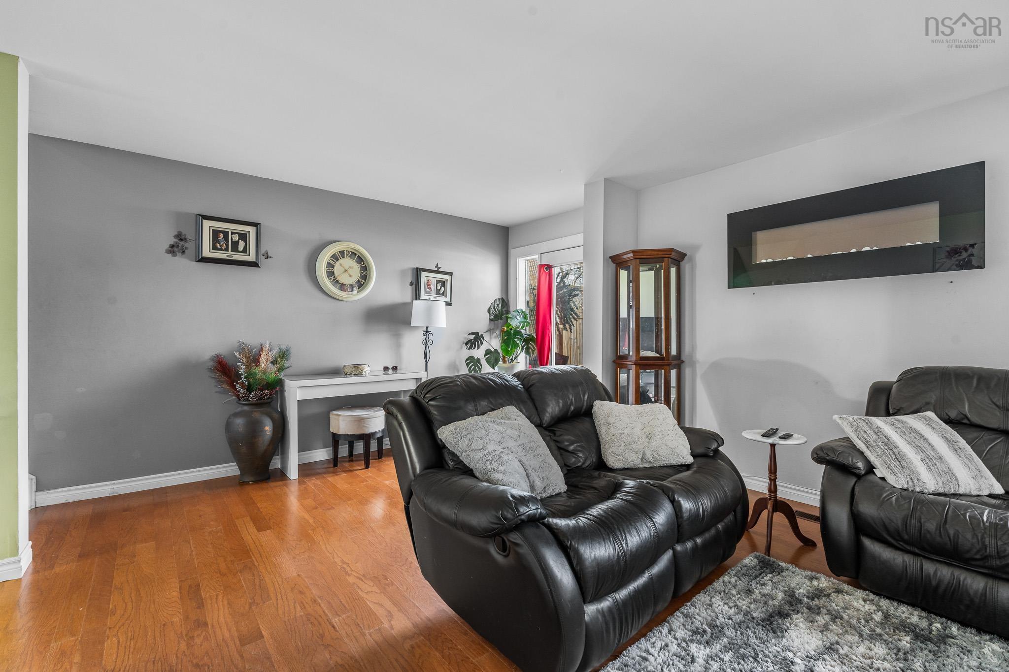 $387,000.00: 16 Aberdeen Court, Dartmouth