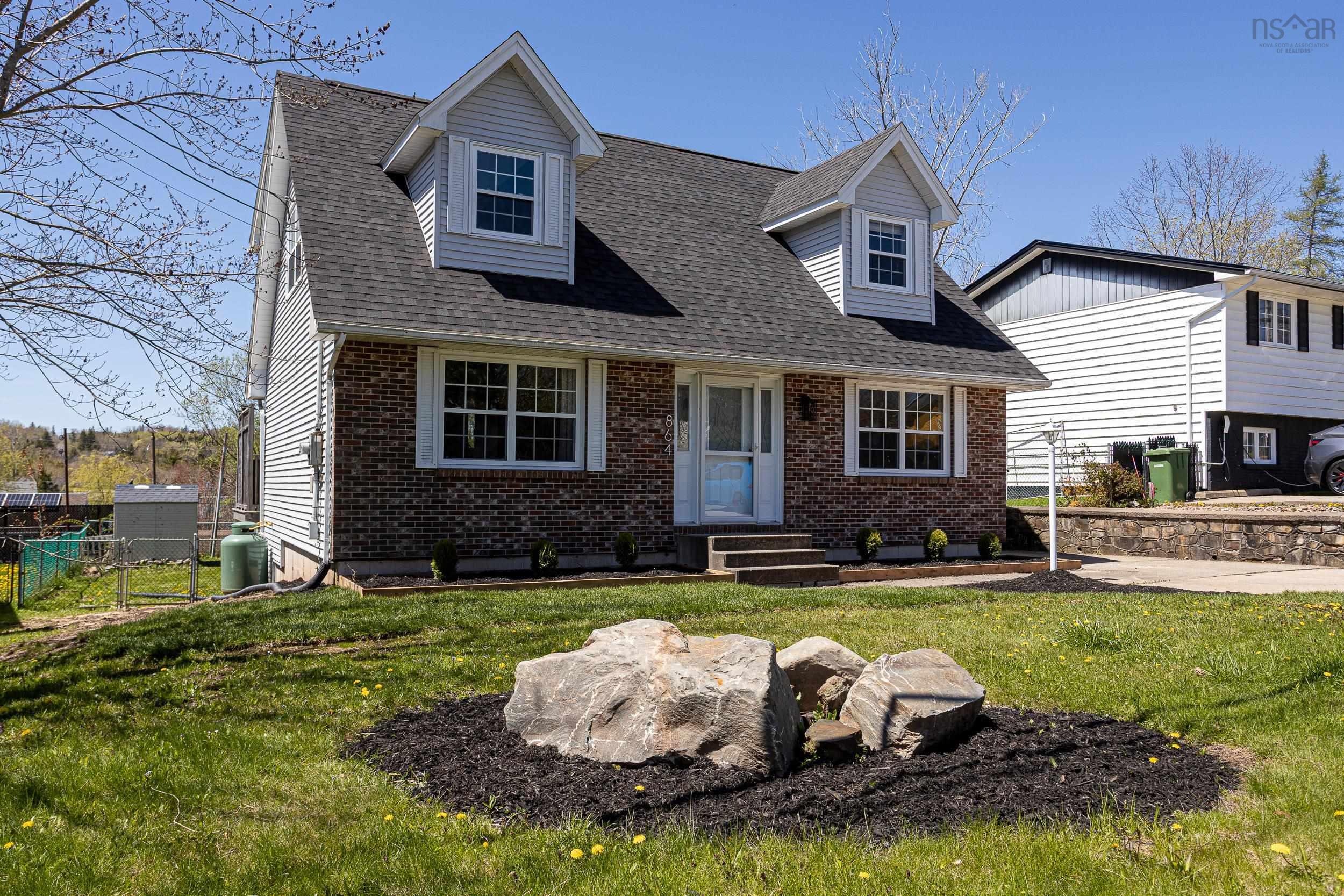 $539,900.00: 864 Old Sackville Road, Sackville