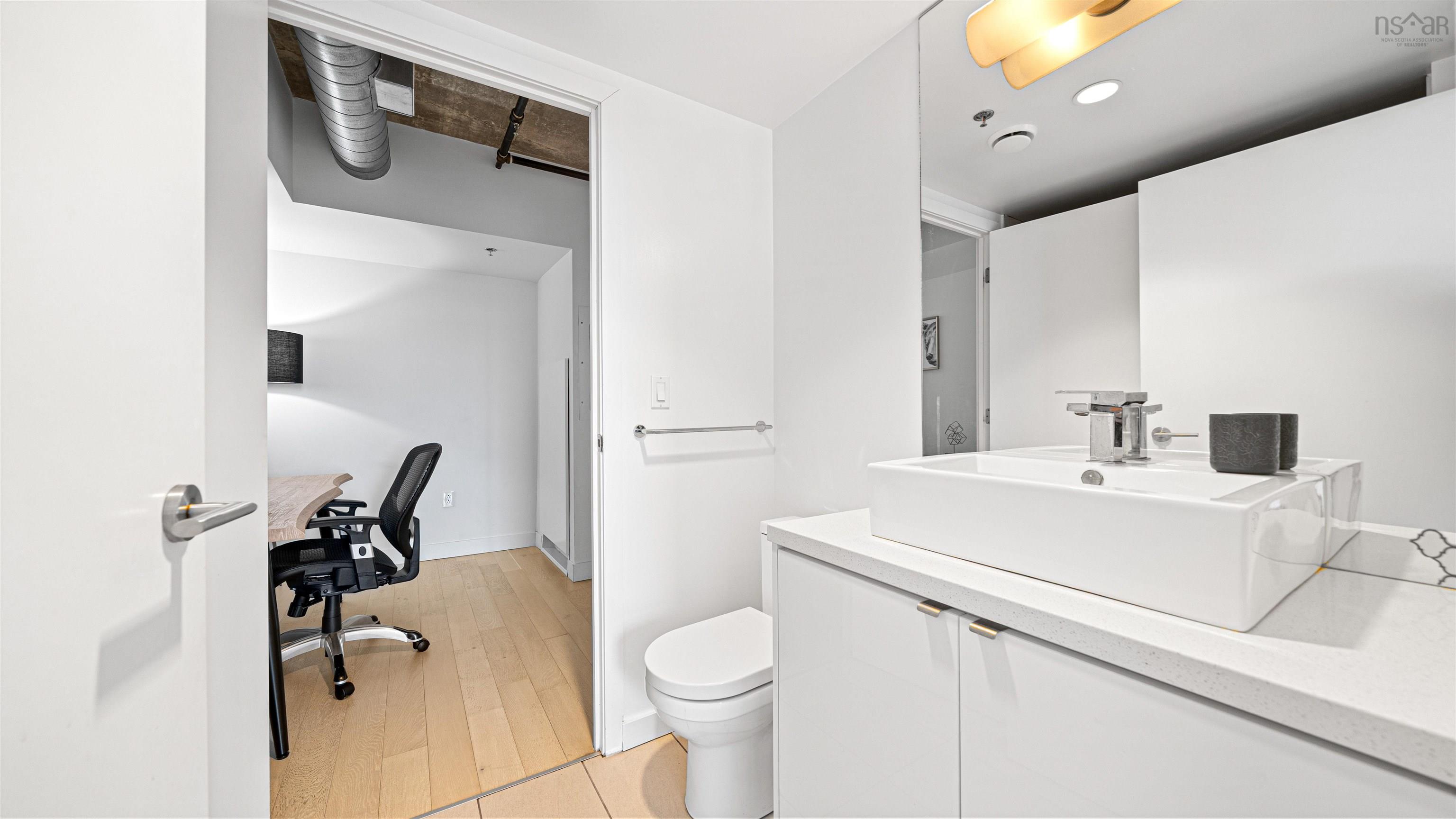 $489,000.00: 513 1065 Barrington Street, Halifax